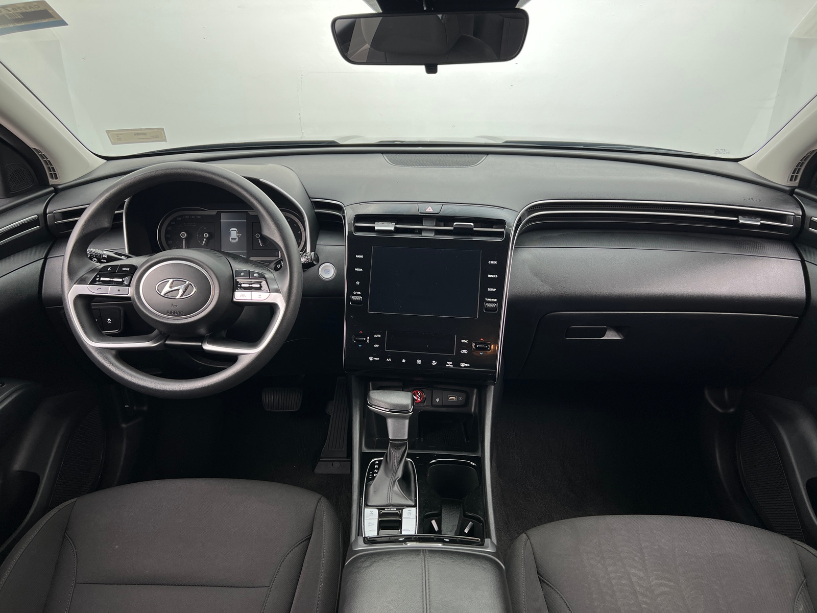 Thumbnail: 2024 Hyundai Tucson - 3