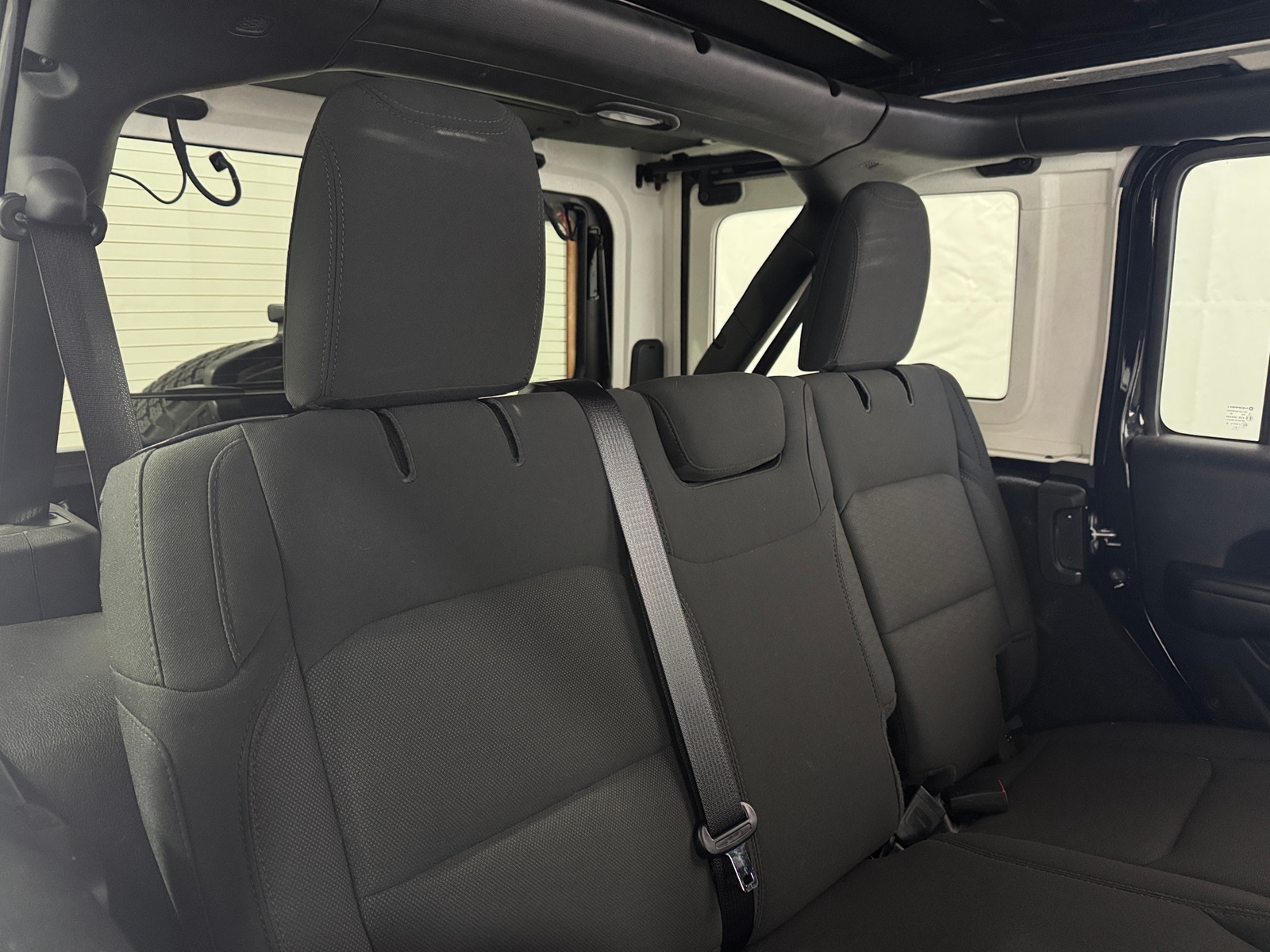 Thumbnail: 2021 Jeep Wrangler - 6