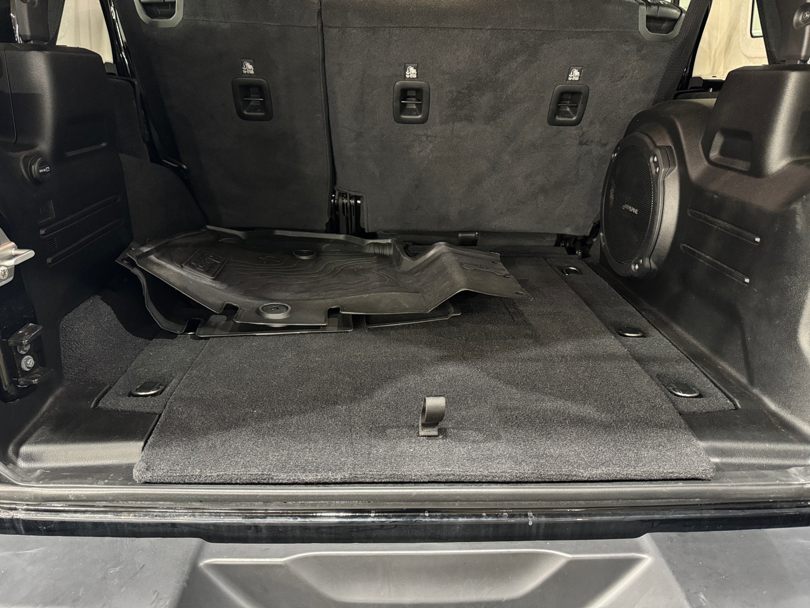 Thumbnail: 2021 Jeep Wrangler - 7