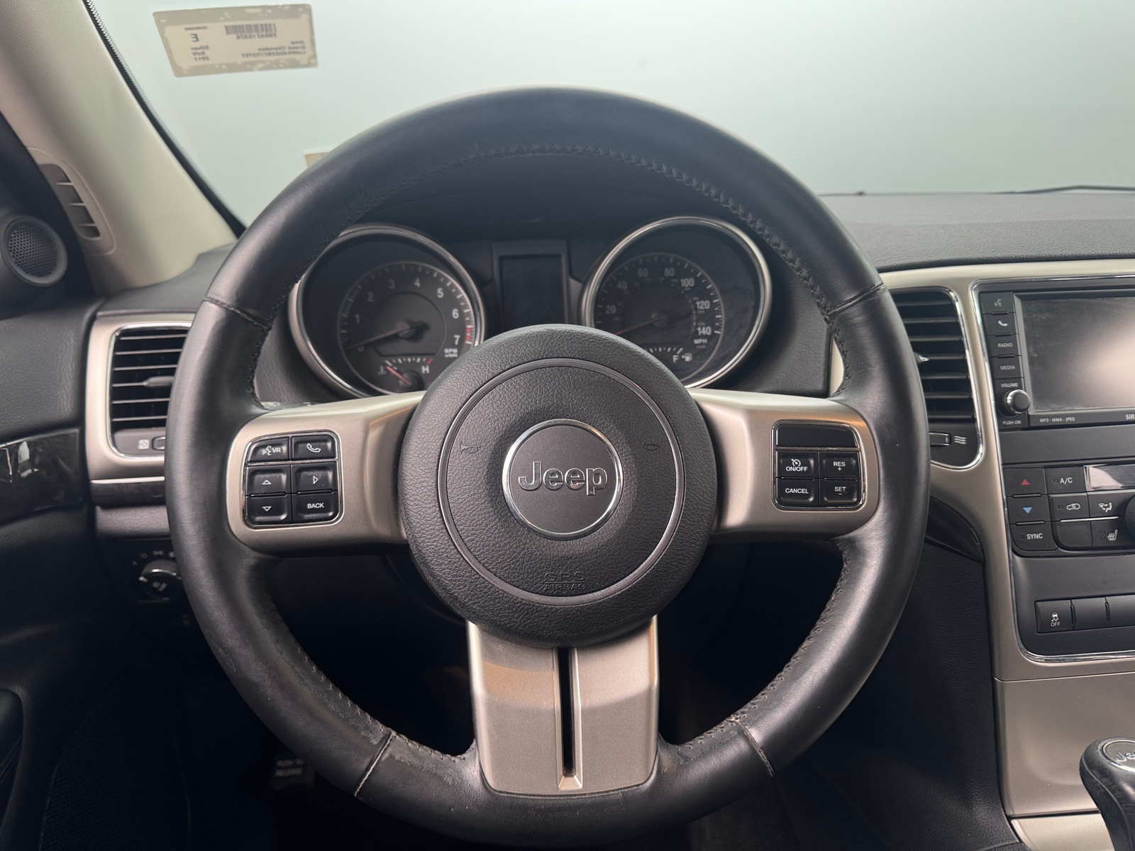 Thumbnail: 2011 Jeep Grand Cherokee - 5