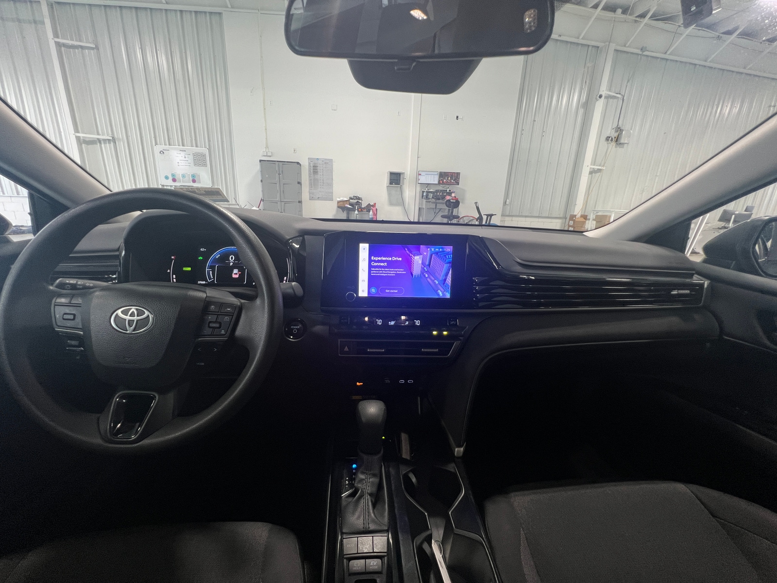 Thumbnail: 2025 Toyota Camry - 3