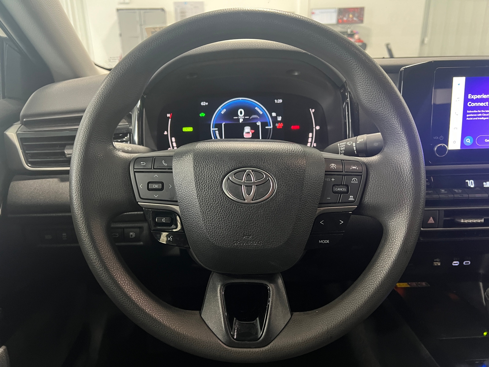 Thumbnail: 2025 Toyota Camry - 5