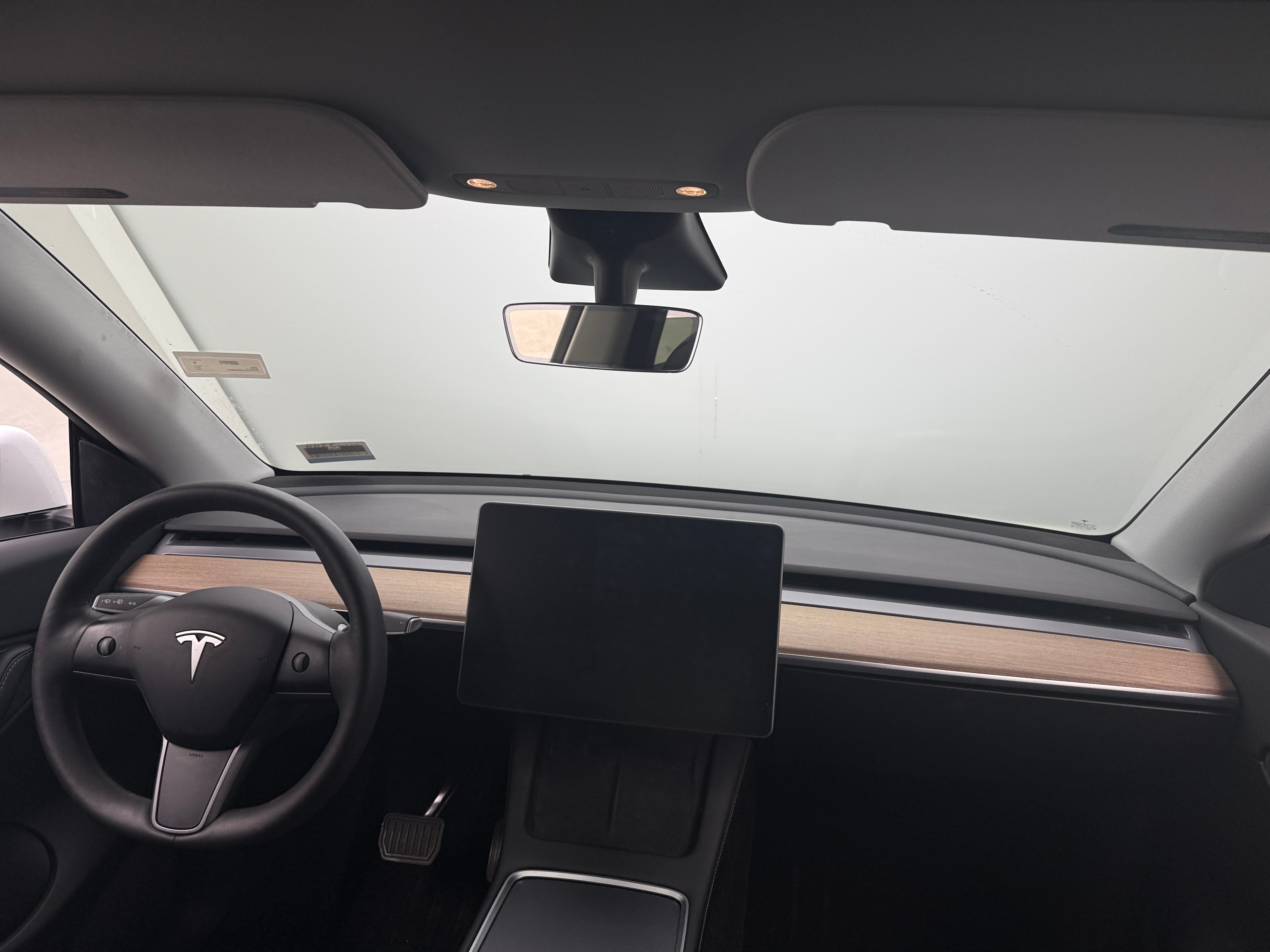 Used 2021 Tesla Model Y Long Range with VIN 5YJYGDEE7MF286639 for sale in Oak Creek, WI