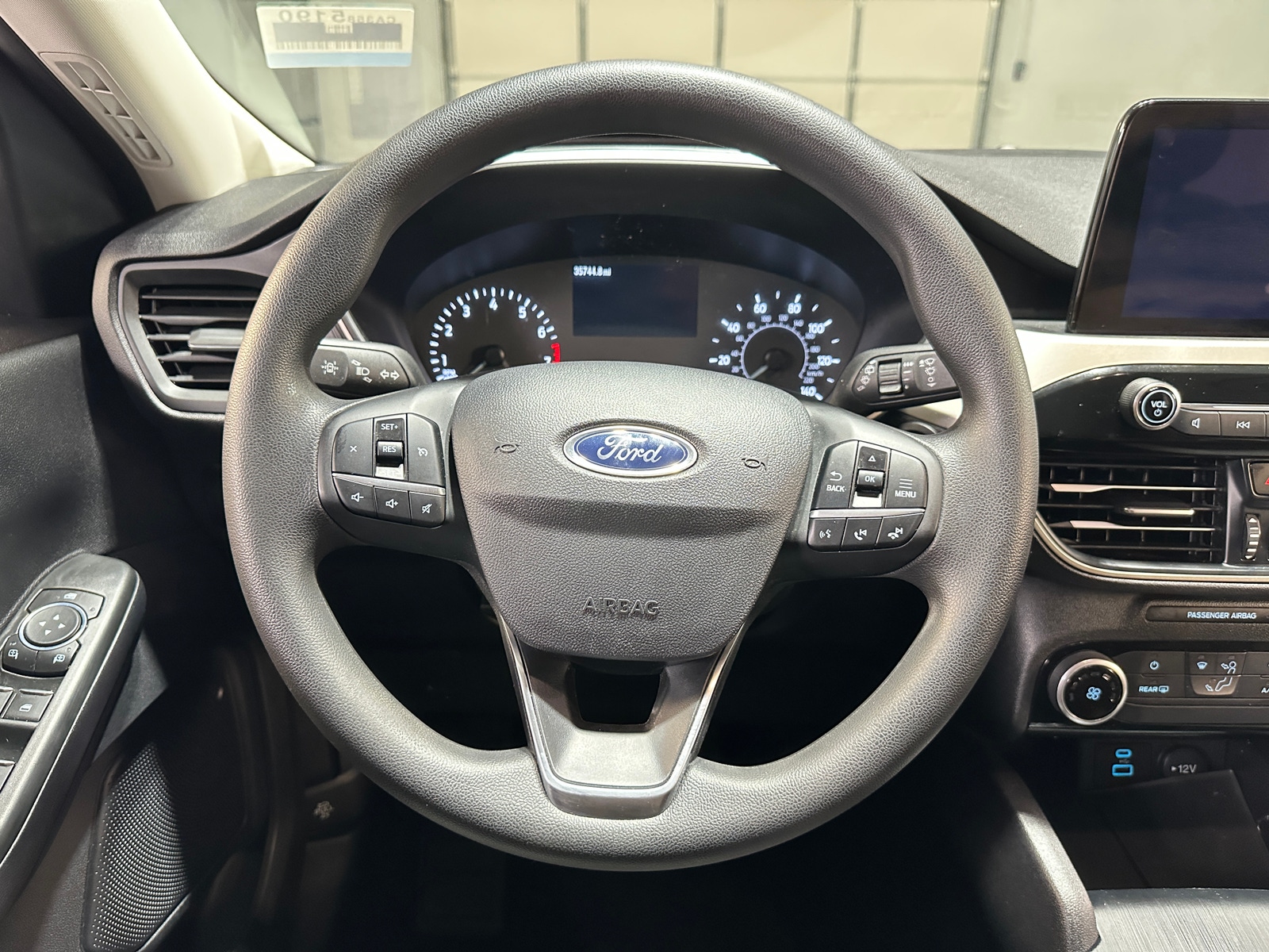 Thumbnail: 2022 Ford Escape - 5