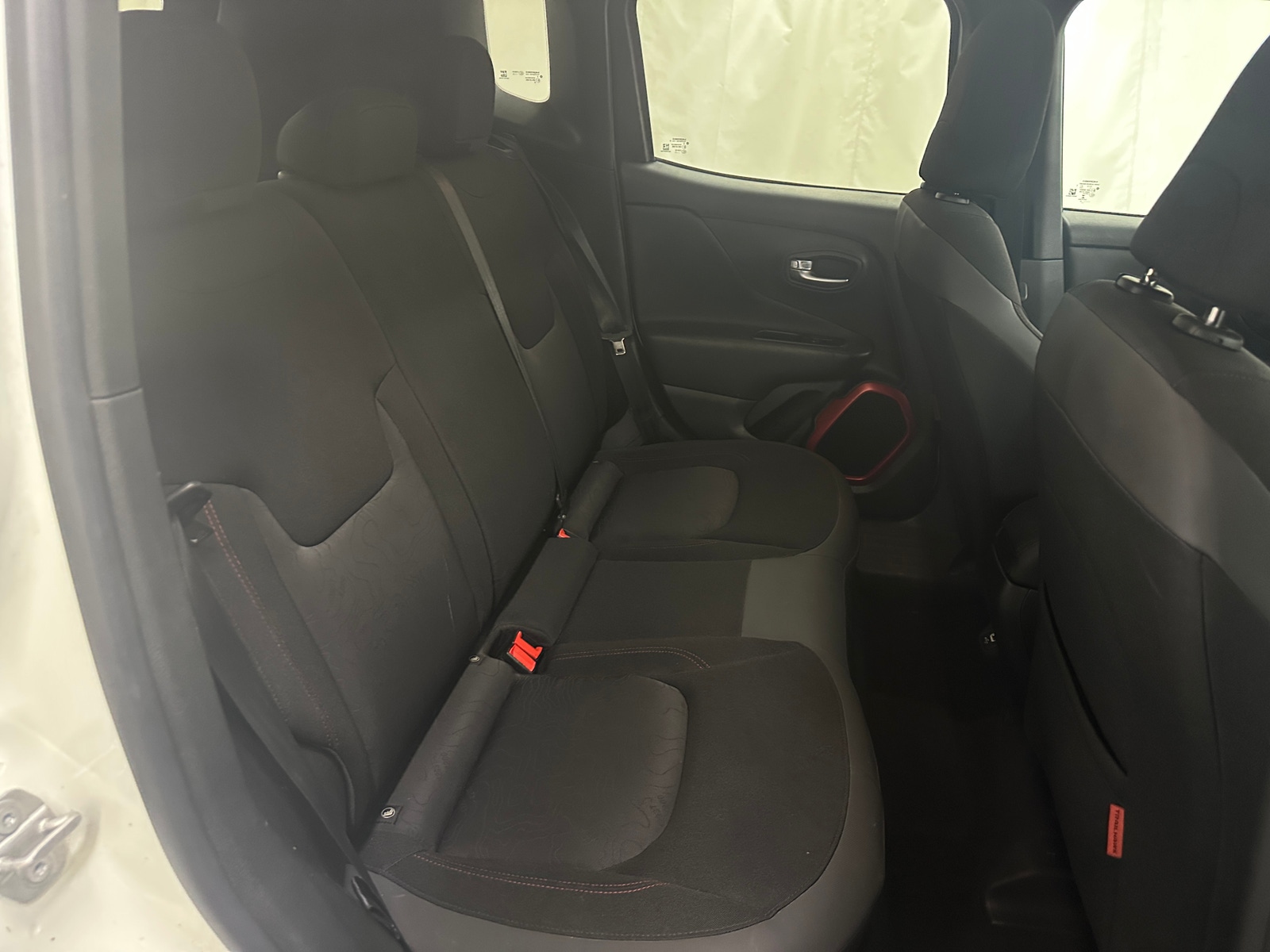 Thumbnail: 2019 Jeep Renegade - 6