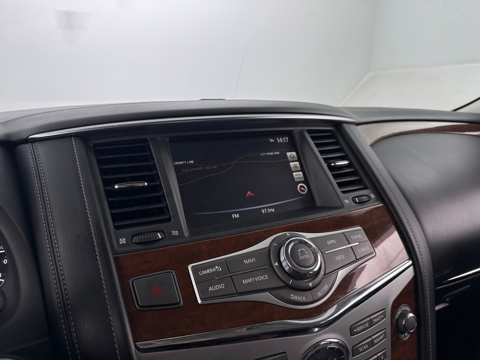 Thumbnail: 2019 INFINITI QX80 - 3