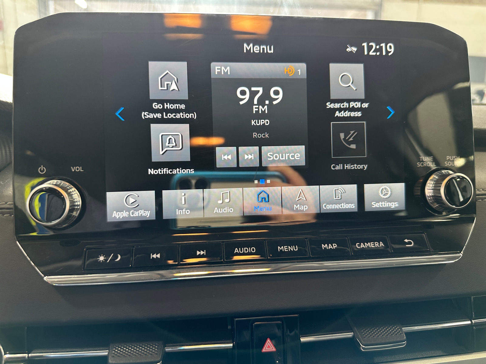 Thumbnail: 2024 Mitsubishi Outlander - 3