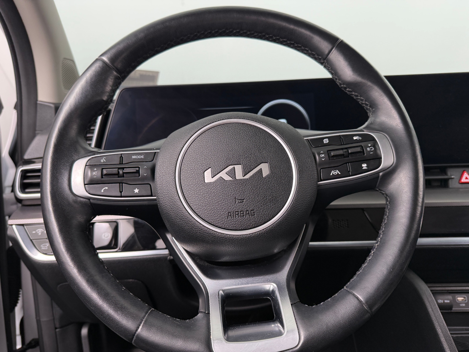 Thumbnail: 2023 Kia Sportage - 4