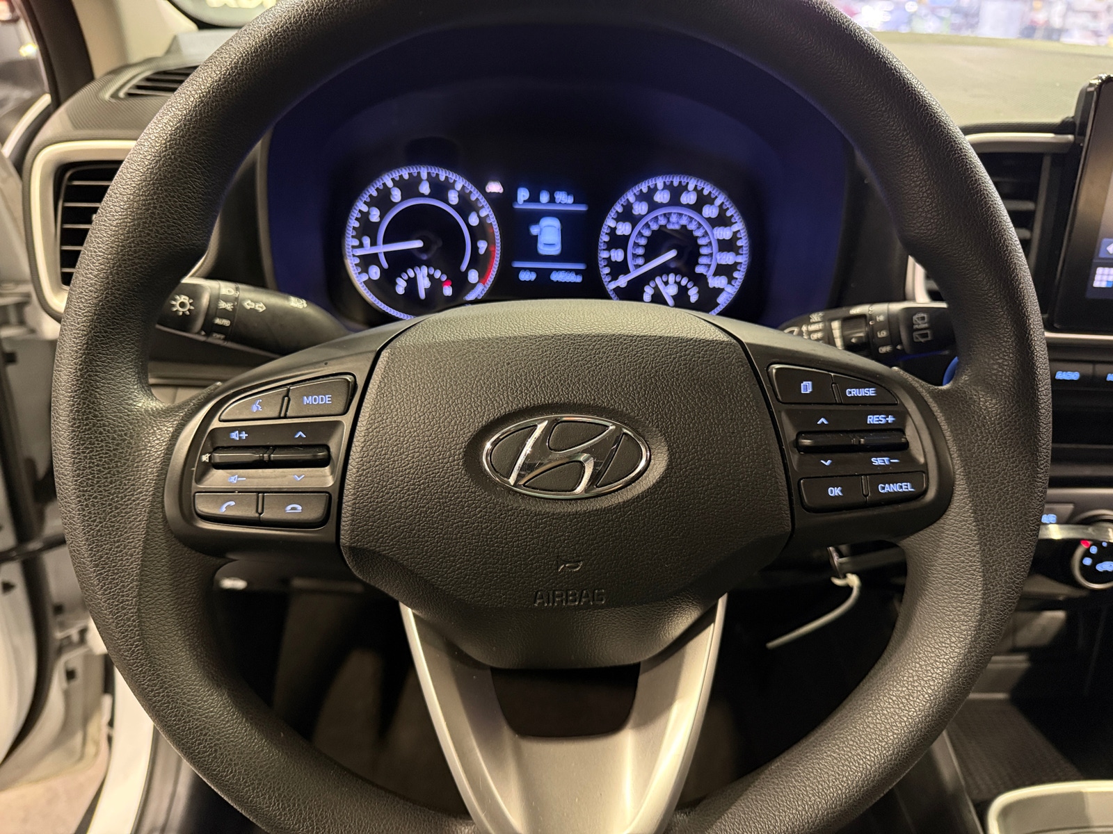 Thumbnail: 2022 Hyundai Venue - 5