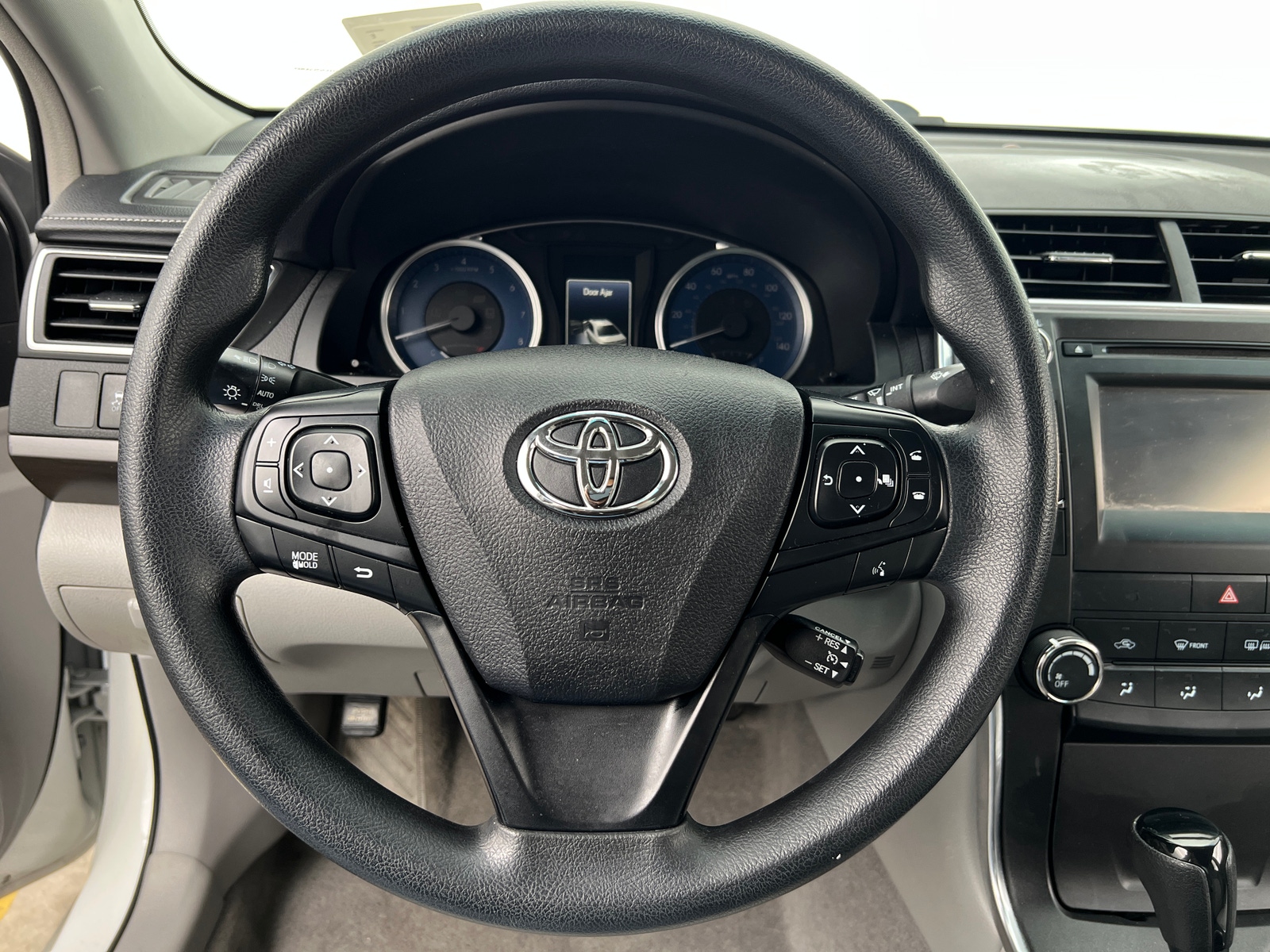 Thumbnail: 2017 Toyota Camry - 5