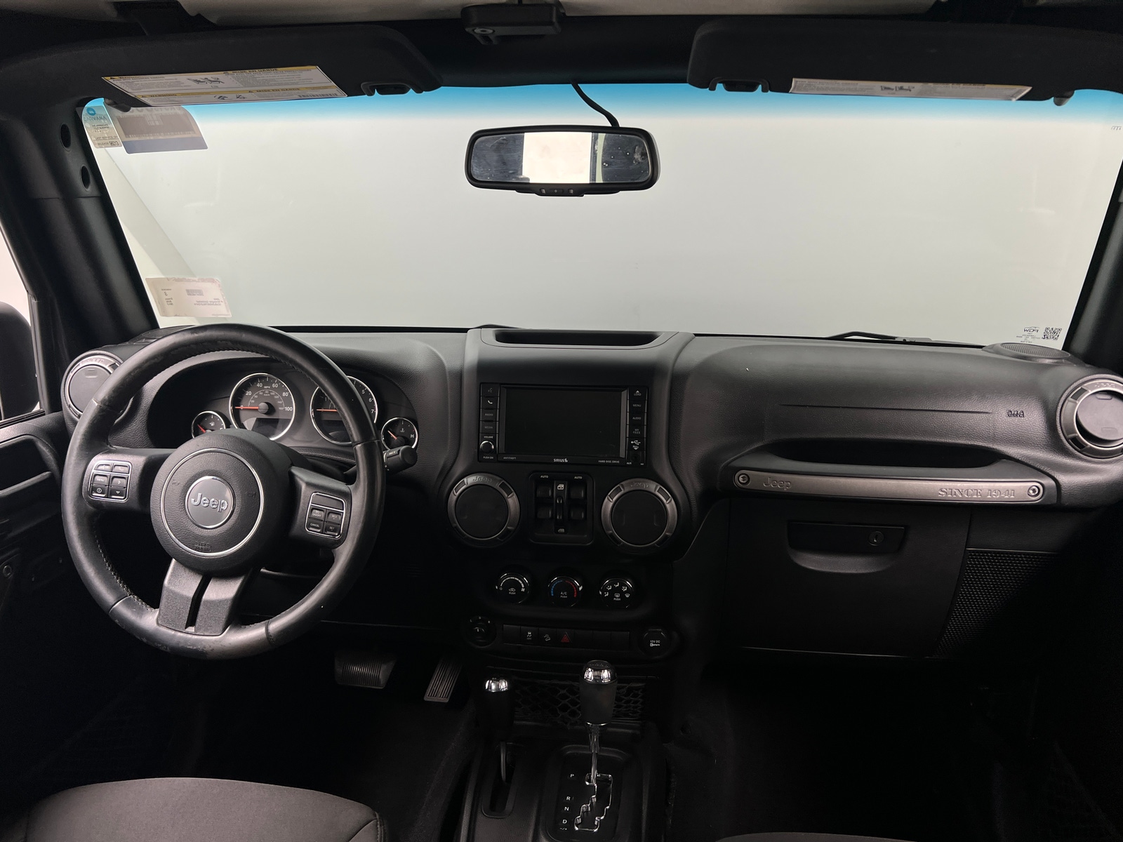 Thumbnail: 2017 Jeep Wrangler - 3