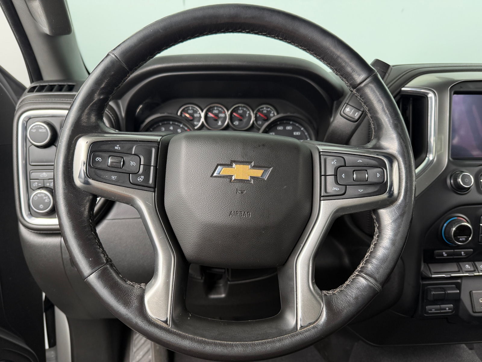 Thumbnail: 2020 Chevrolet Silverado 1500 - 5