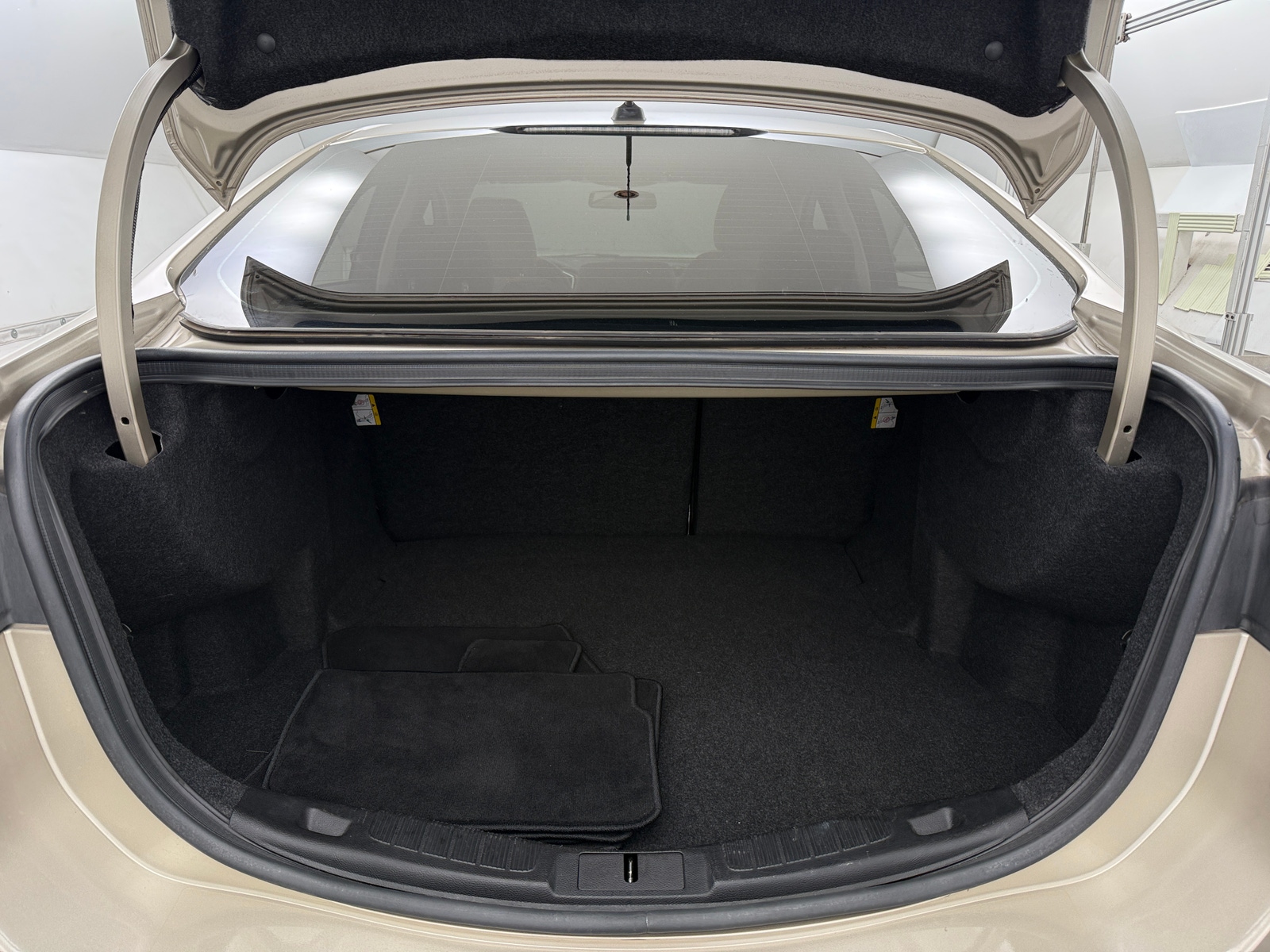 Thumbnail: 2017 Ford Fusion - 7