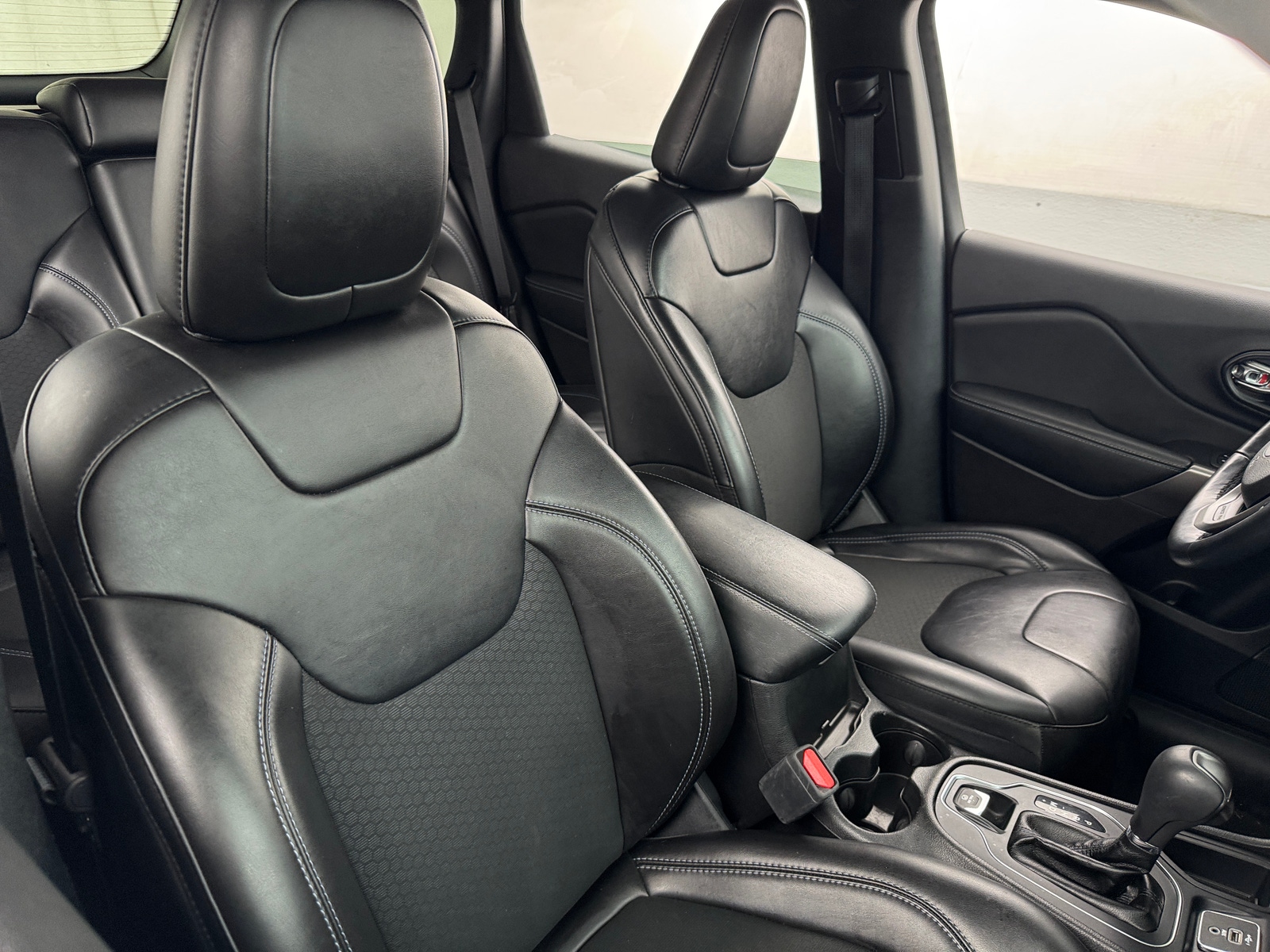 Thumbnail: 2021 Jeep Cherokee - 2