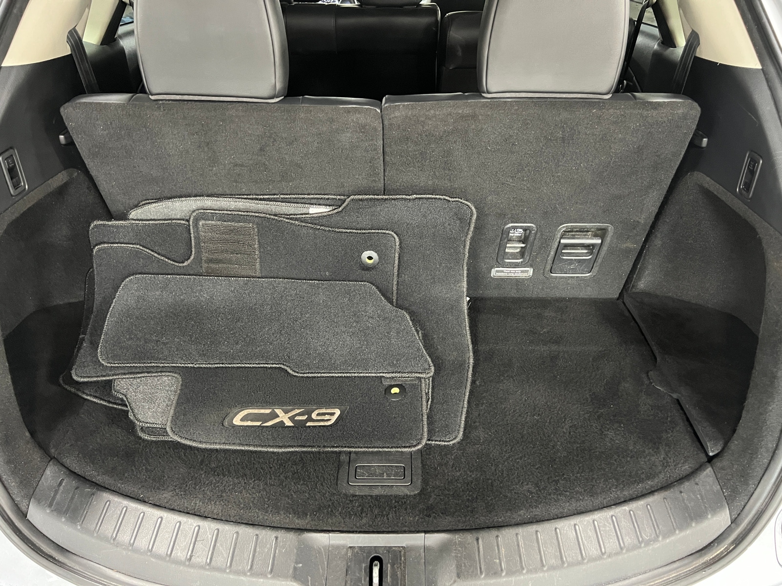 Thumbnail: 2018 Mazda CX-9 - 6