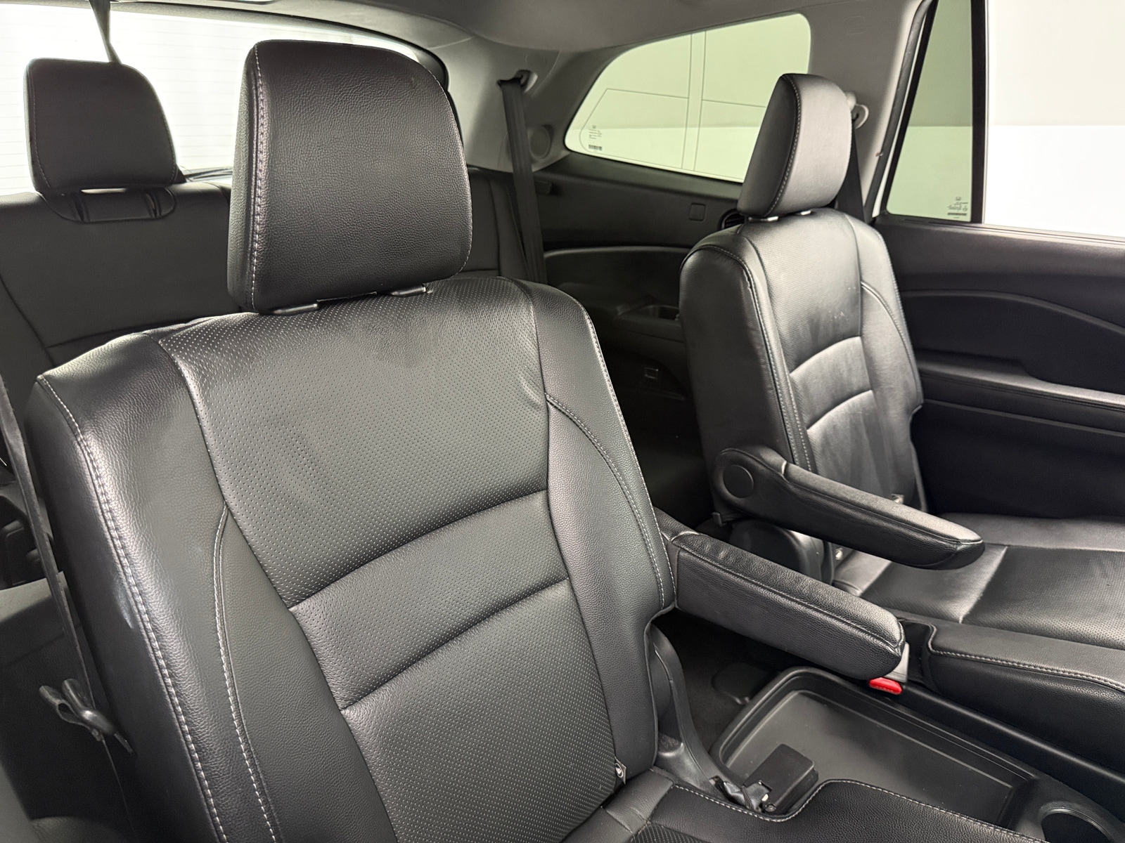 Thumbnail: 2018 Honda Pilot - 5