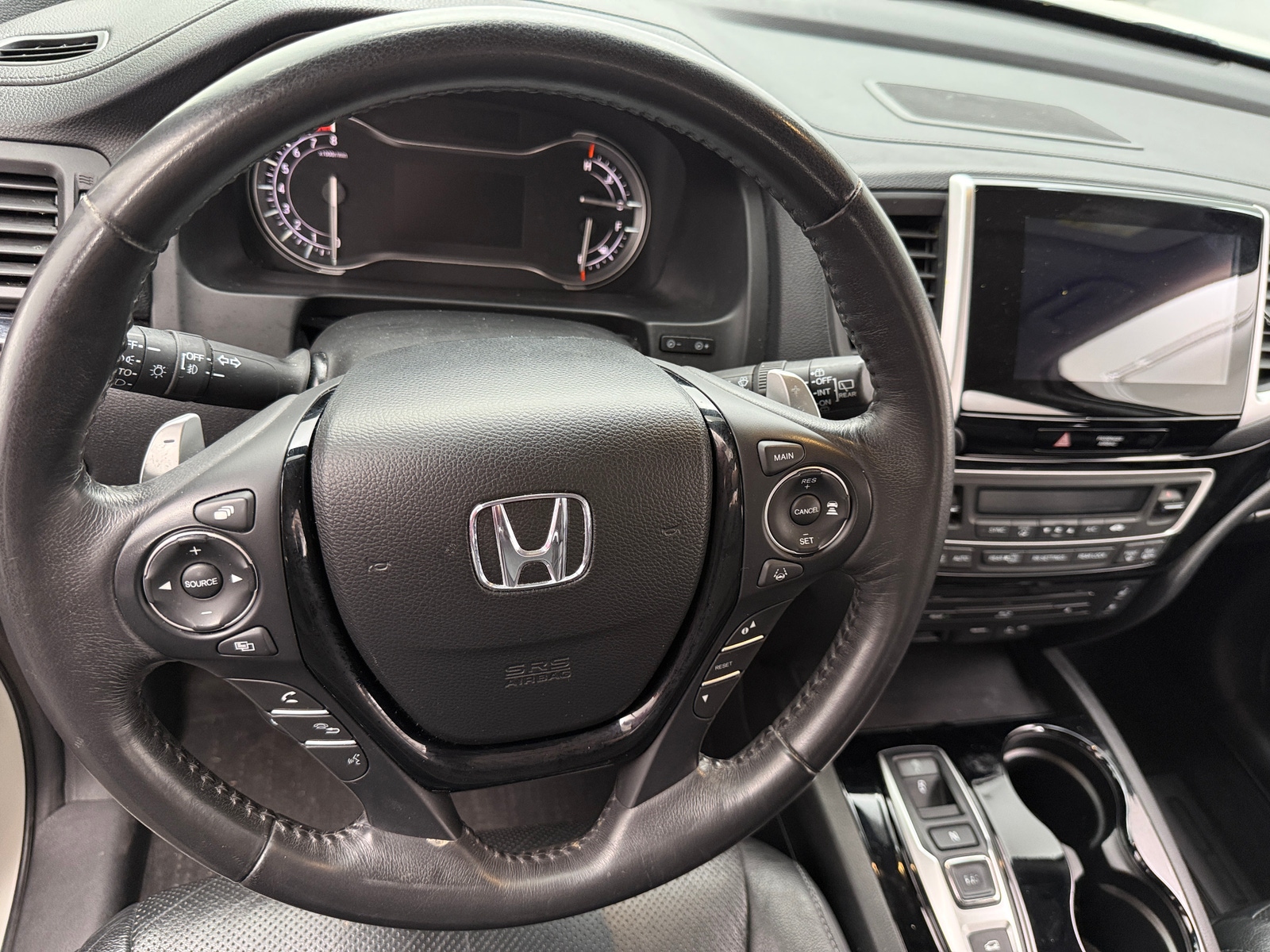 Thumbnail: 2018 Honda Pilot - 4