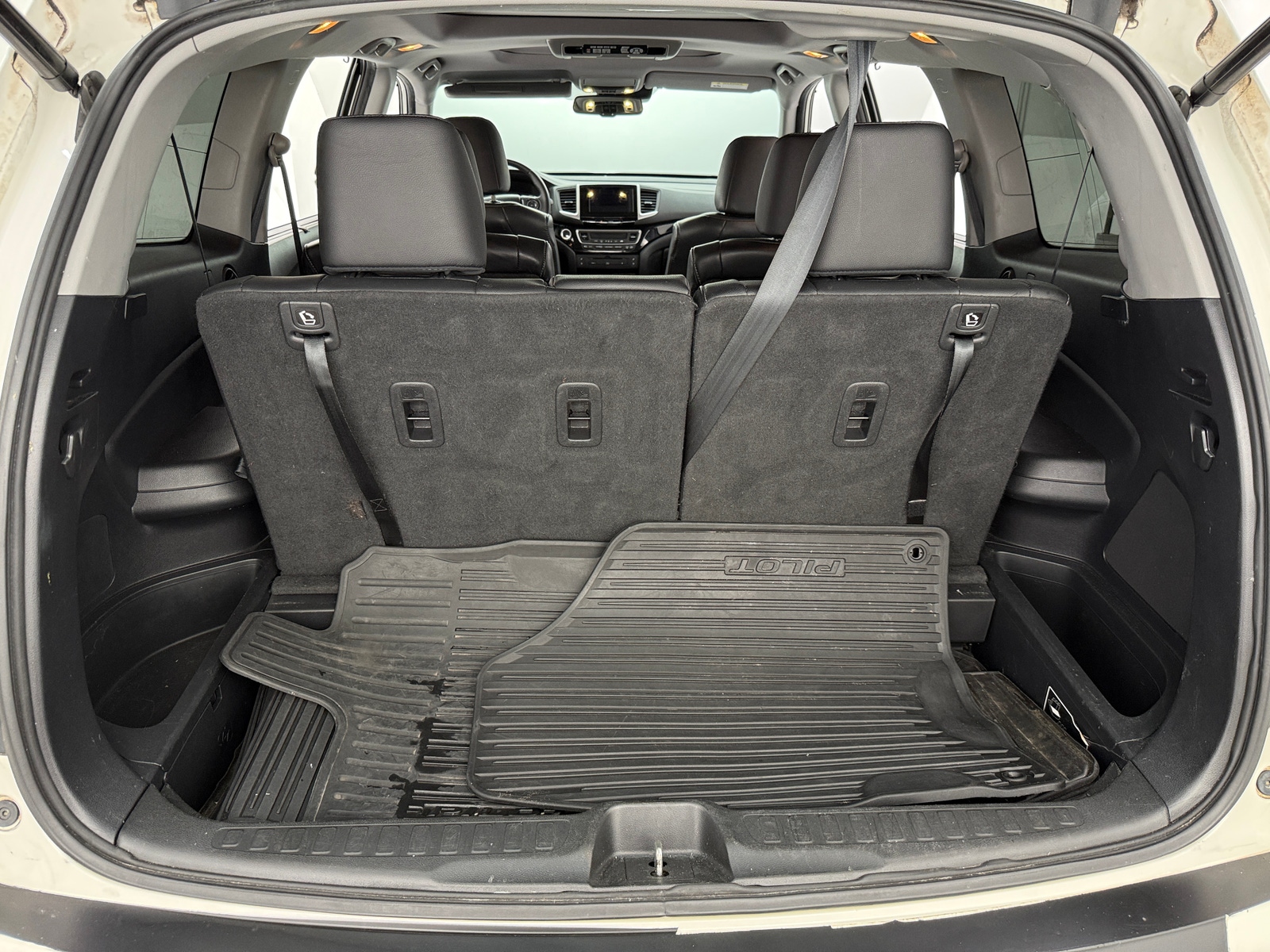 Thumbnail: 2018 Honda Pilot - 6