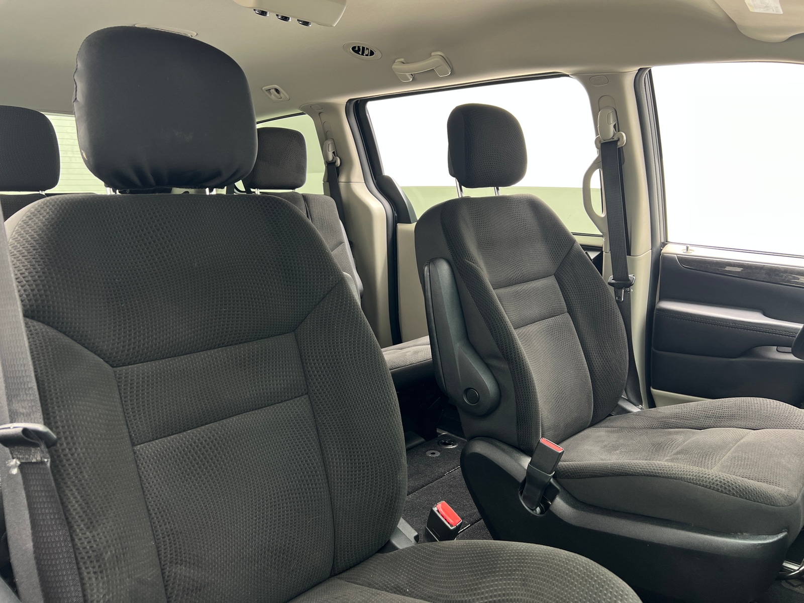 Thumbnail: 2018 Dodge Grand Caravan - 2