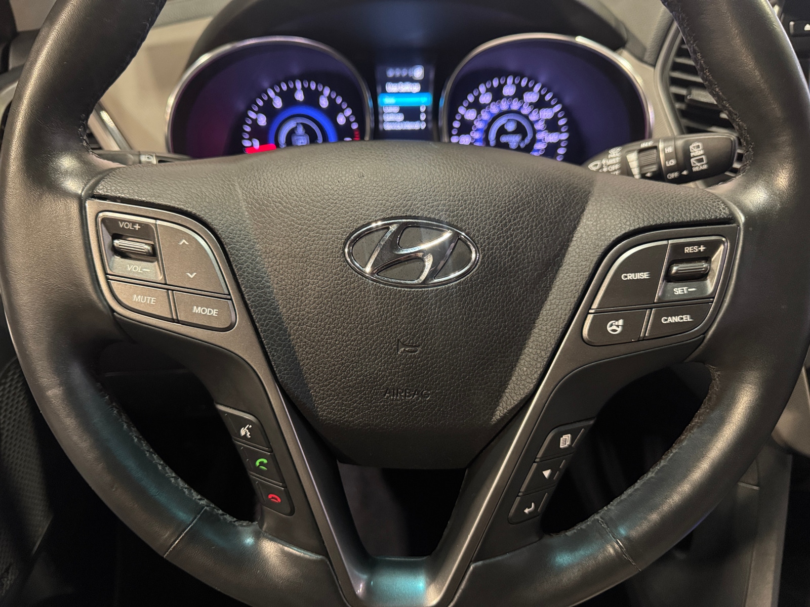 Thumbnail: 2016 Hyundai Santa Fe - 5