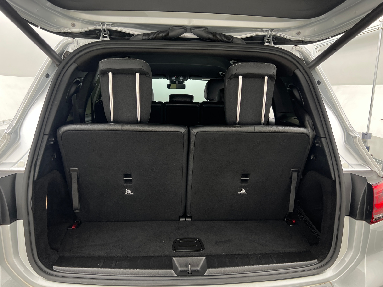 Thumbnail: 2022 Mercedes-Benz GLB - 6