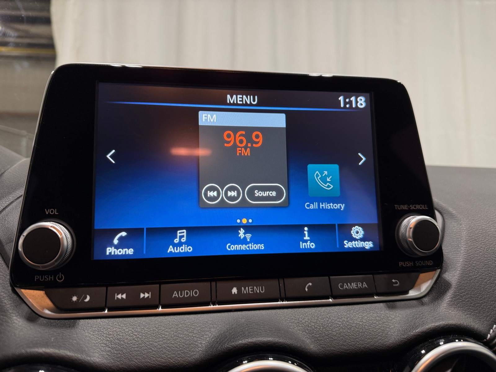 Thumbnail: 2024 Nissan Sentra - 4