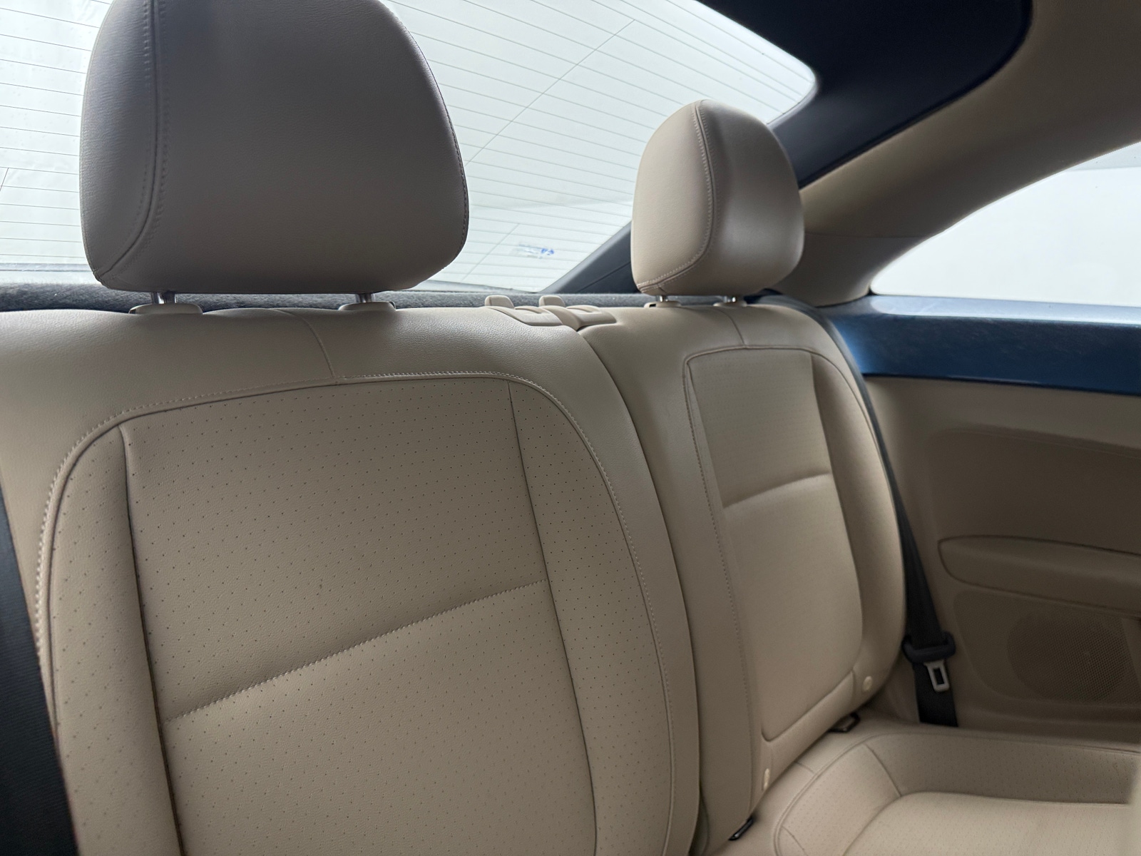 Thumbnail: 2018 Volkswagen Beetle - 5