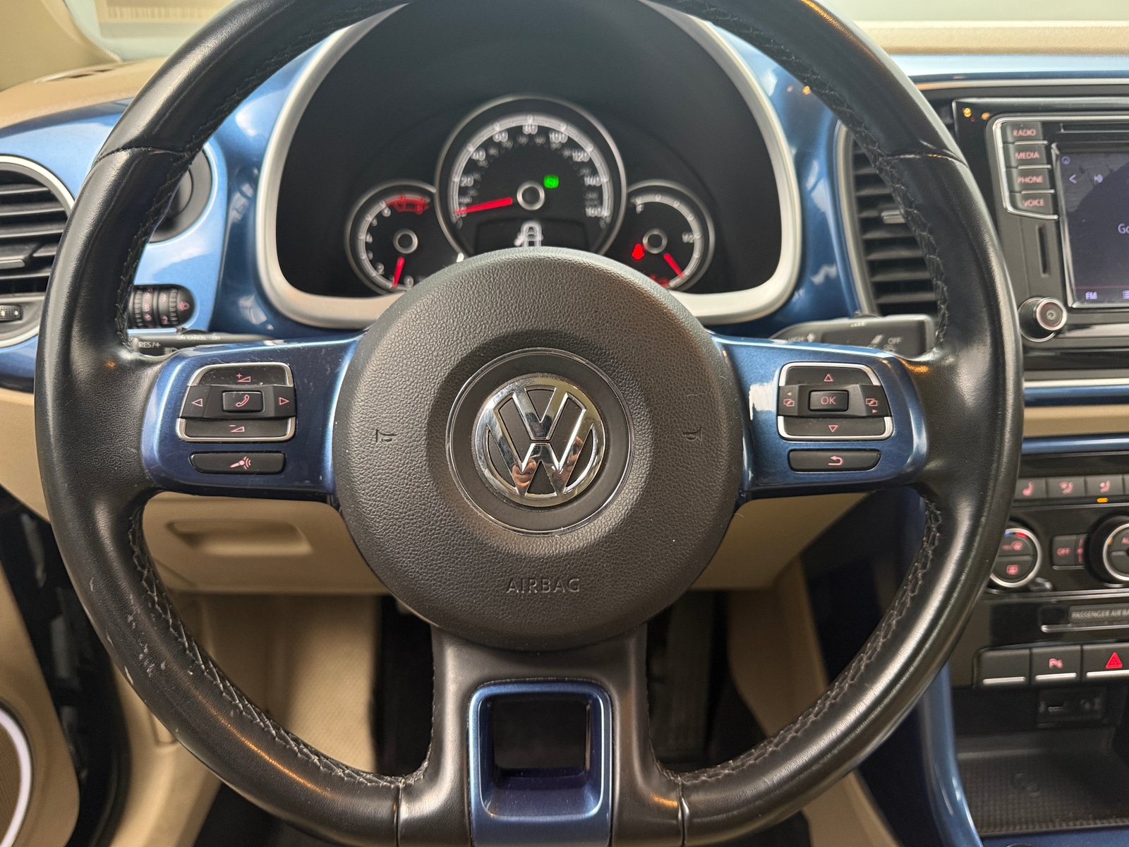 Thumbnail: 2018 Volkswagen Beetle - 4