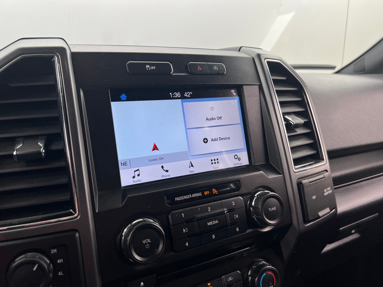 Thumbnail: 2018 Ford Econoline - 4