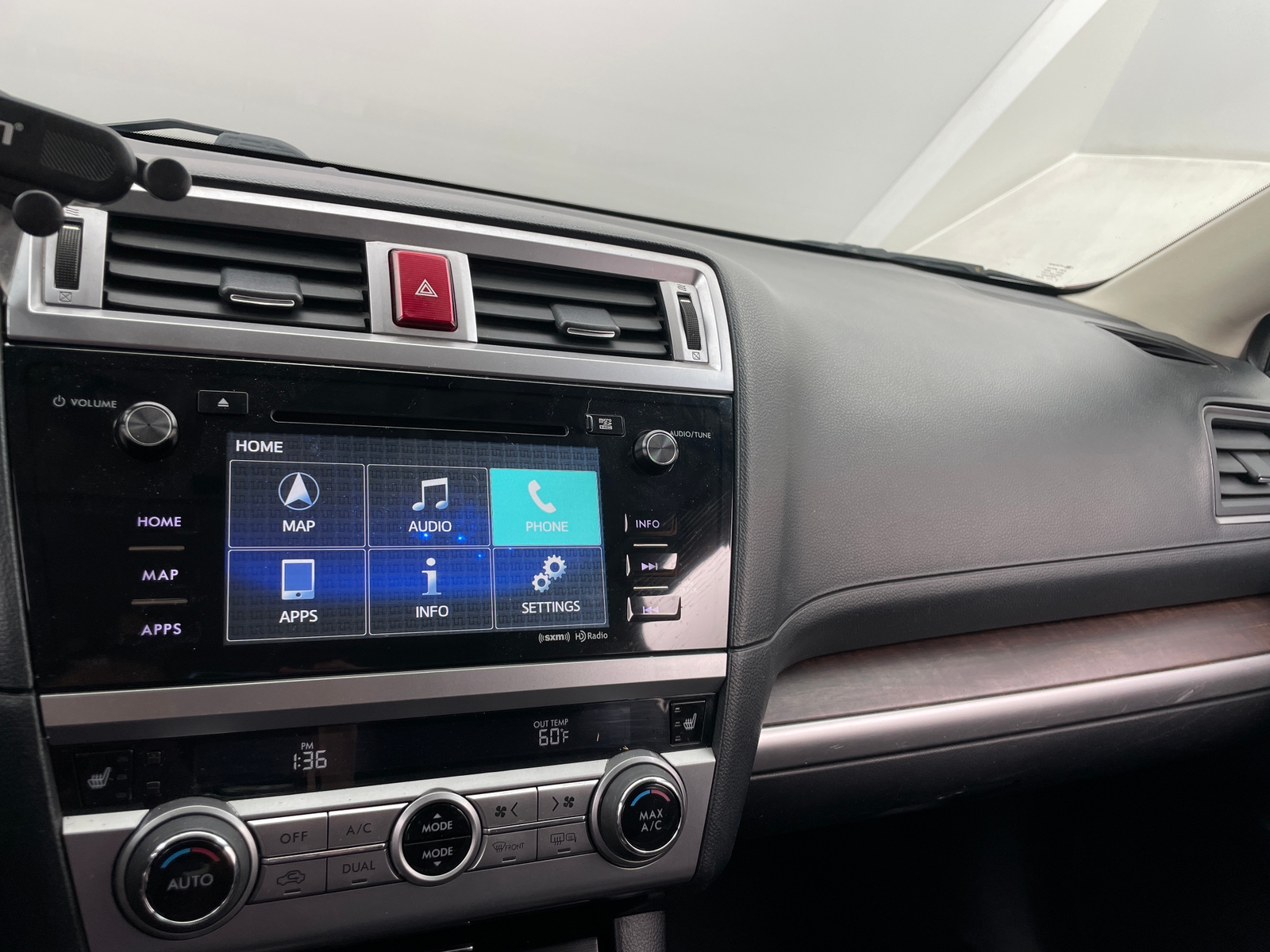 Thumbnail: 2016 Subaru Outback - 3