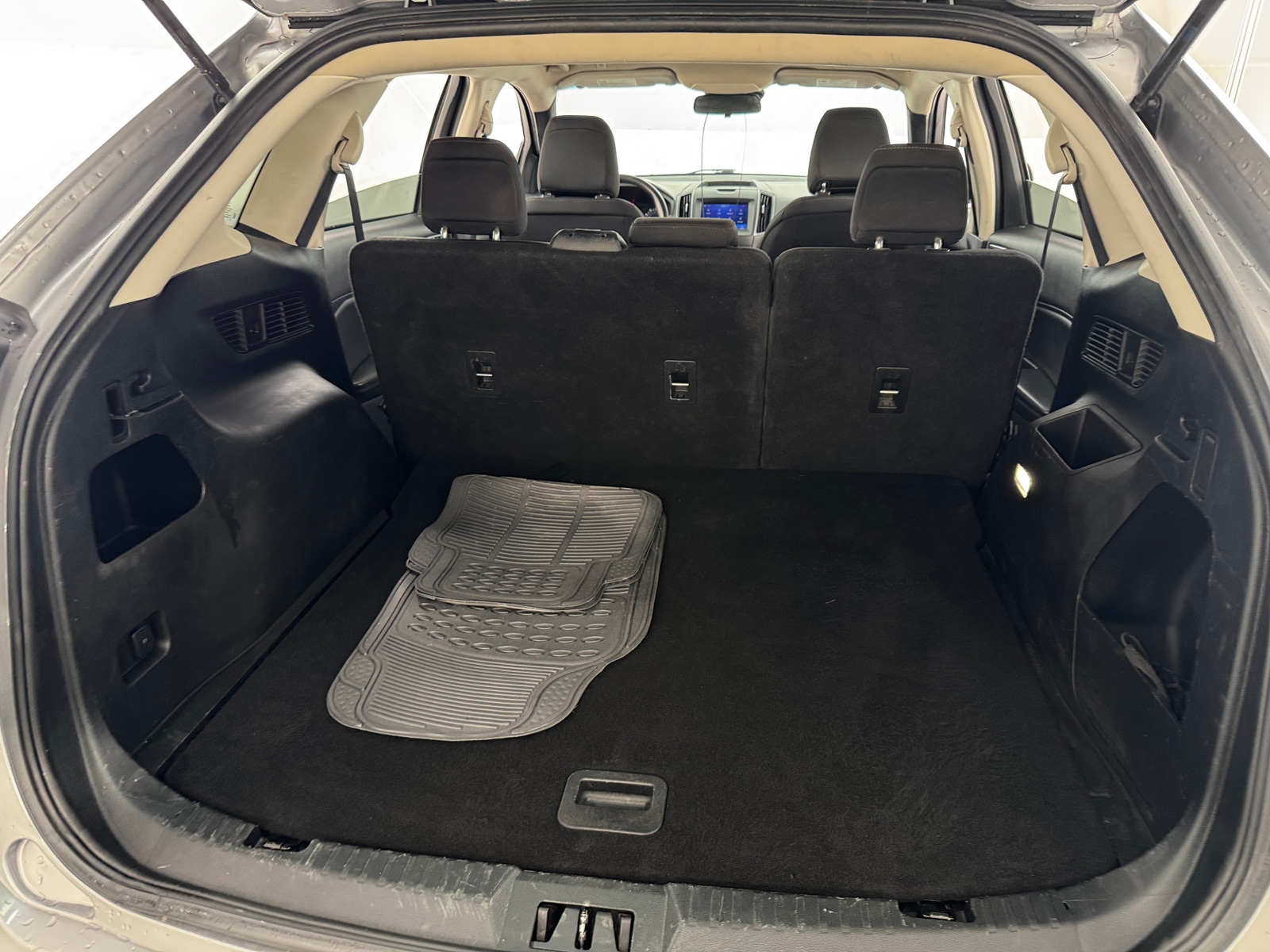 Thumbnail: 2020 Ford Edge - 7