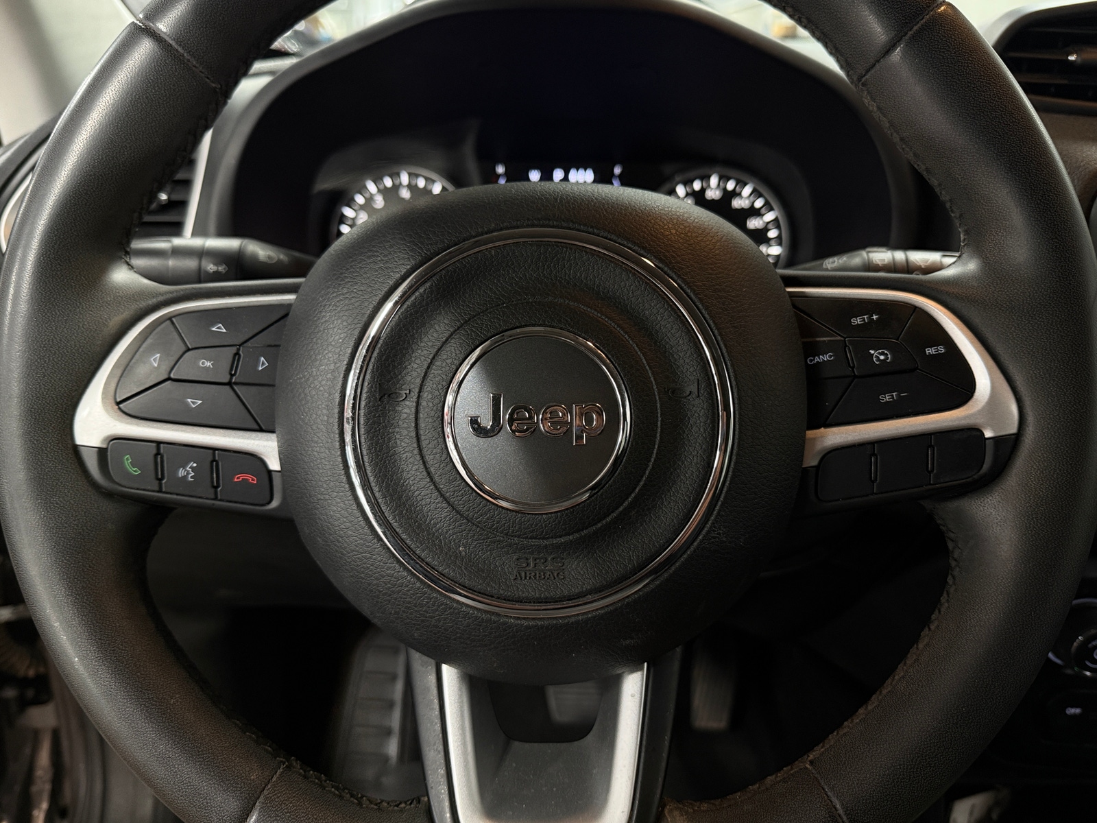 Thumbnail: 2019 Jeep Renegade - 5