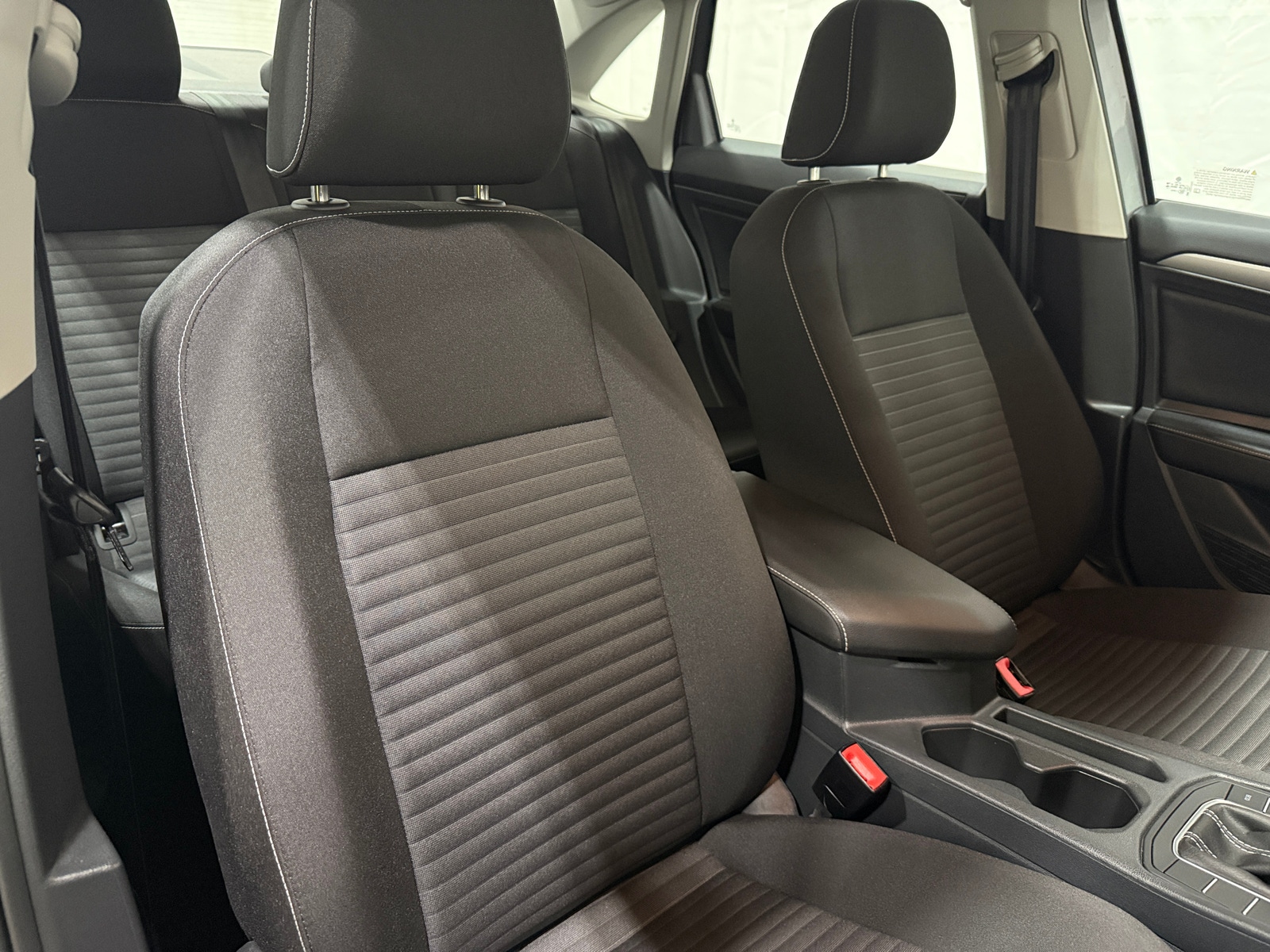 Thumbnail: 2023 Volkswagen Jetta - 2