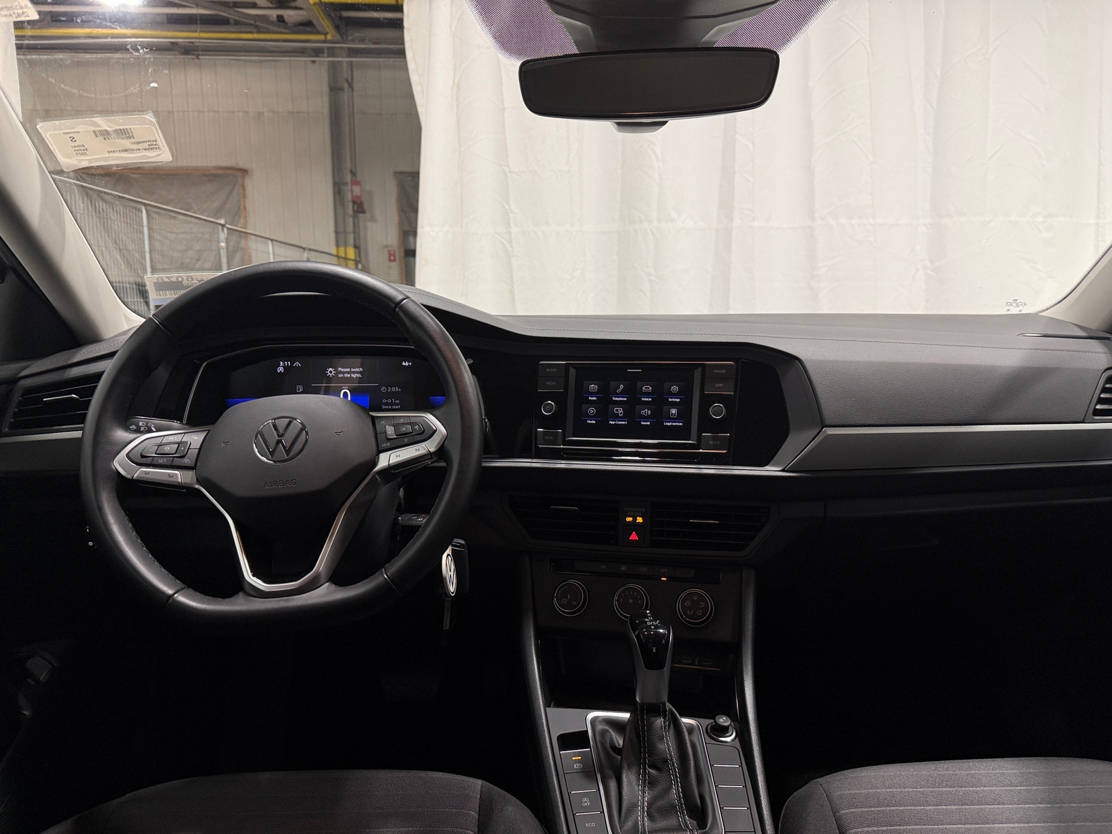 Thumbnail: 2023 Volkswagen Jetta - 3