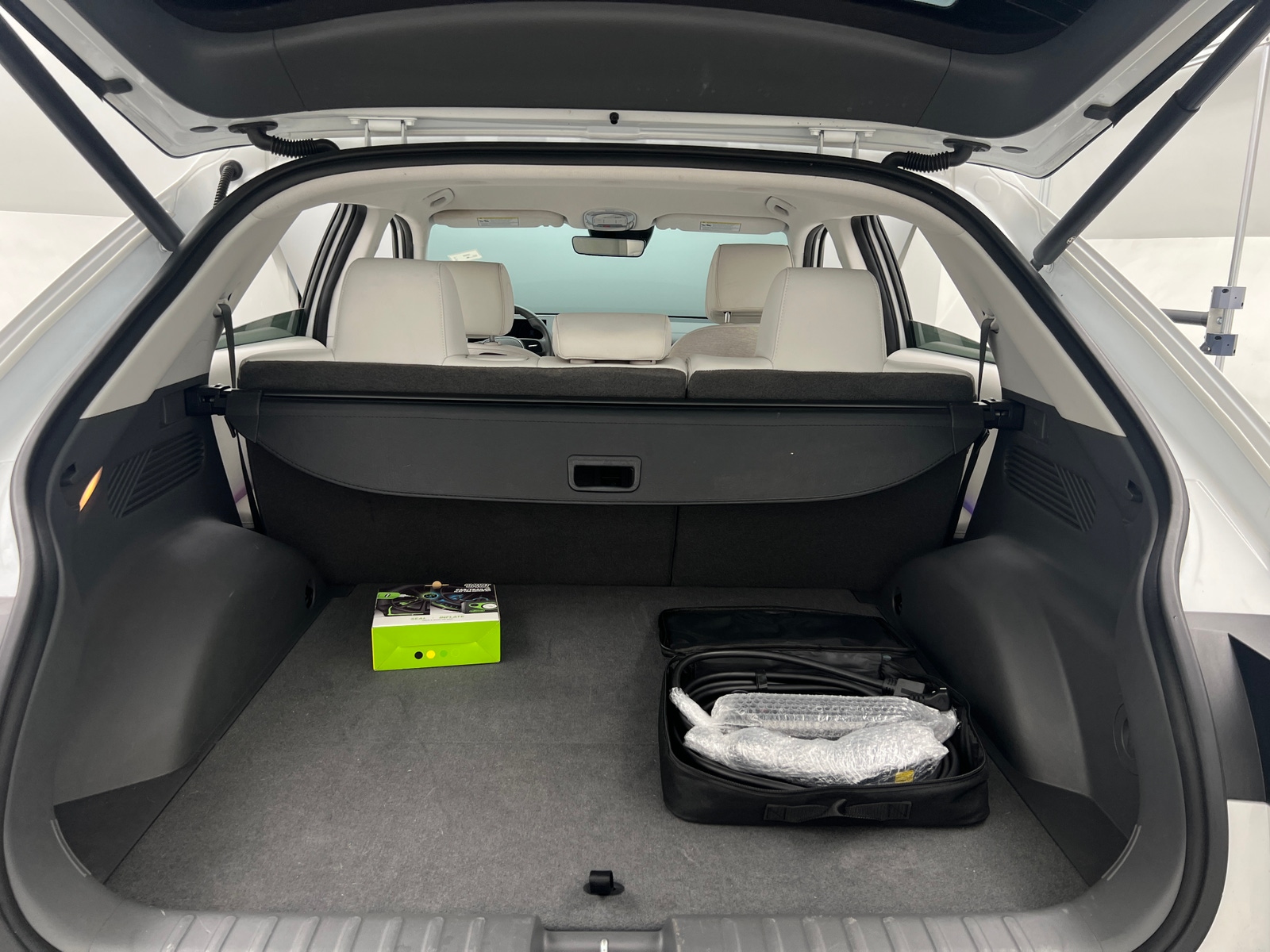 Thumbnail: 2023 Hyundai Ioniq 5 - 6