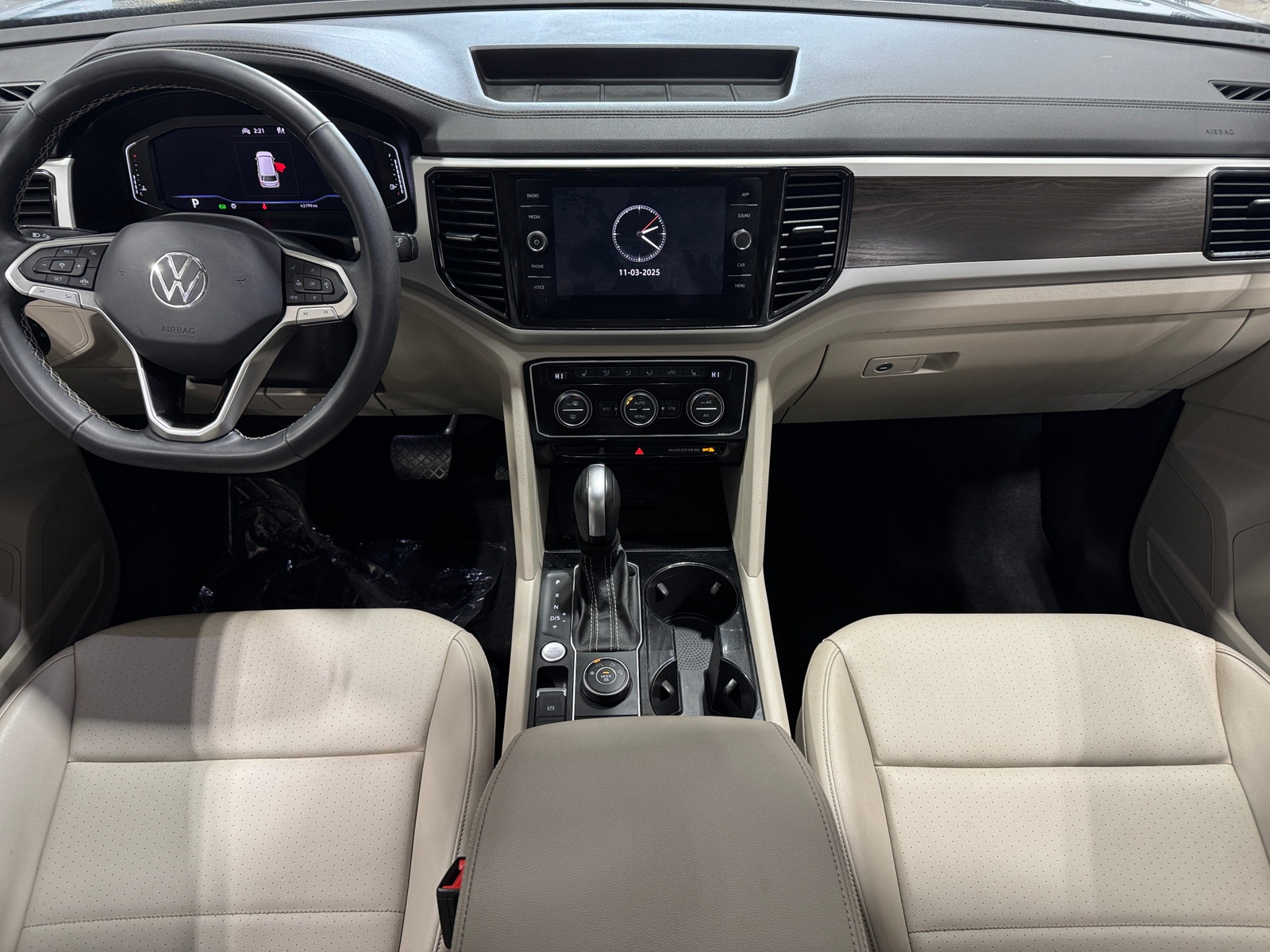 Thumbnail: 2022 Volkswagen Atlas - 2