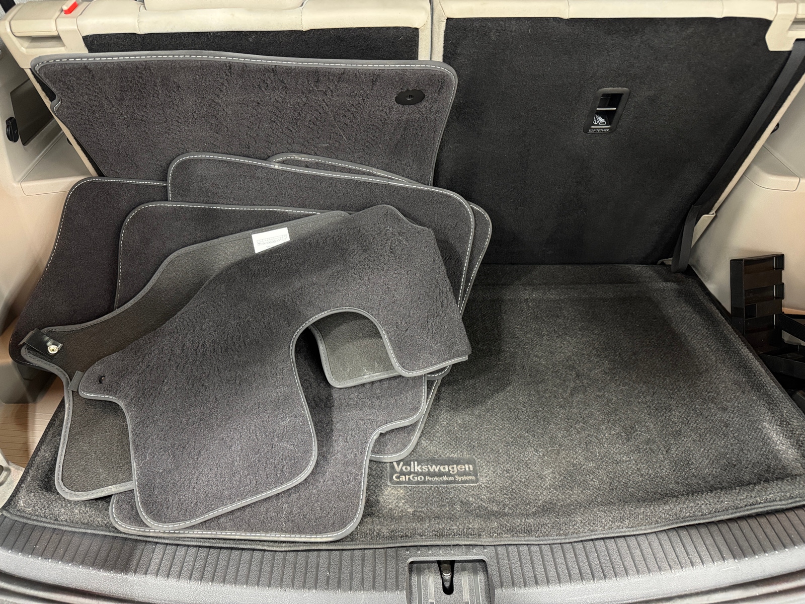 Thumbnail: 2022 Volkswagen Atlas - 6