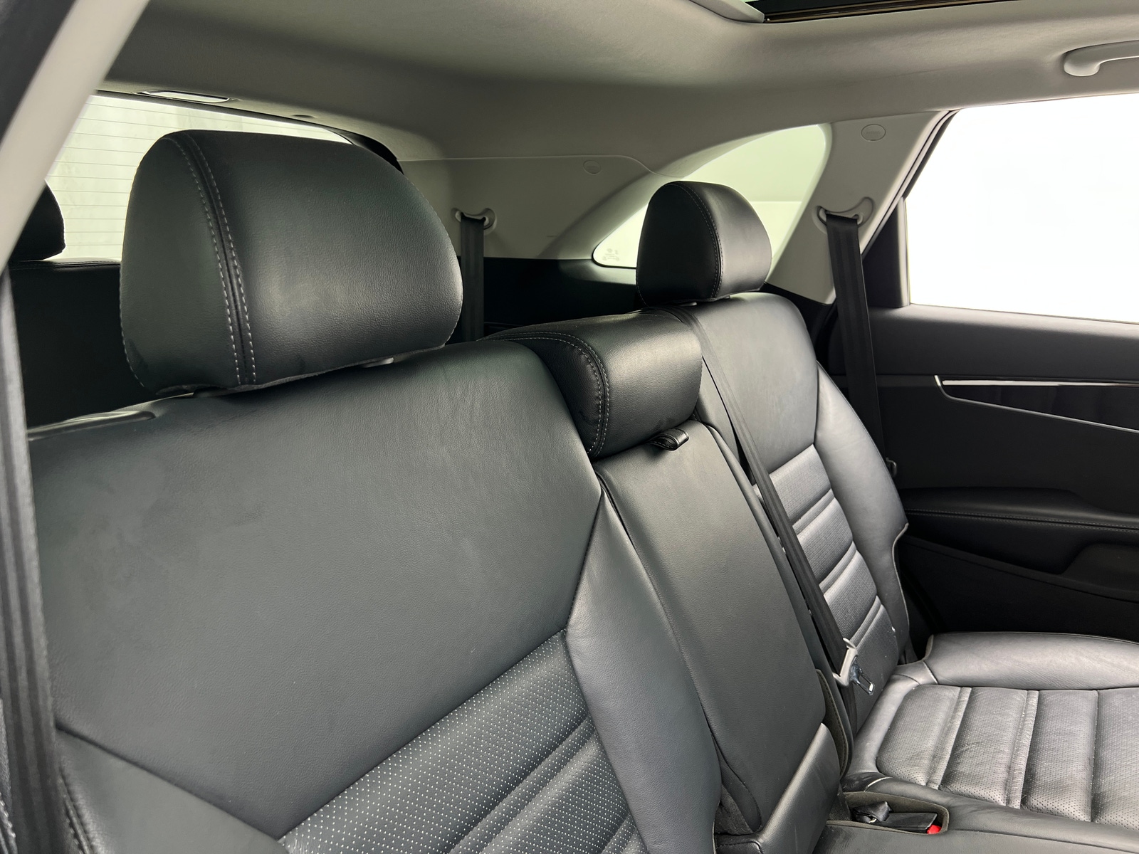 Thumbnail: 2019 Kia Sorento - 5