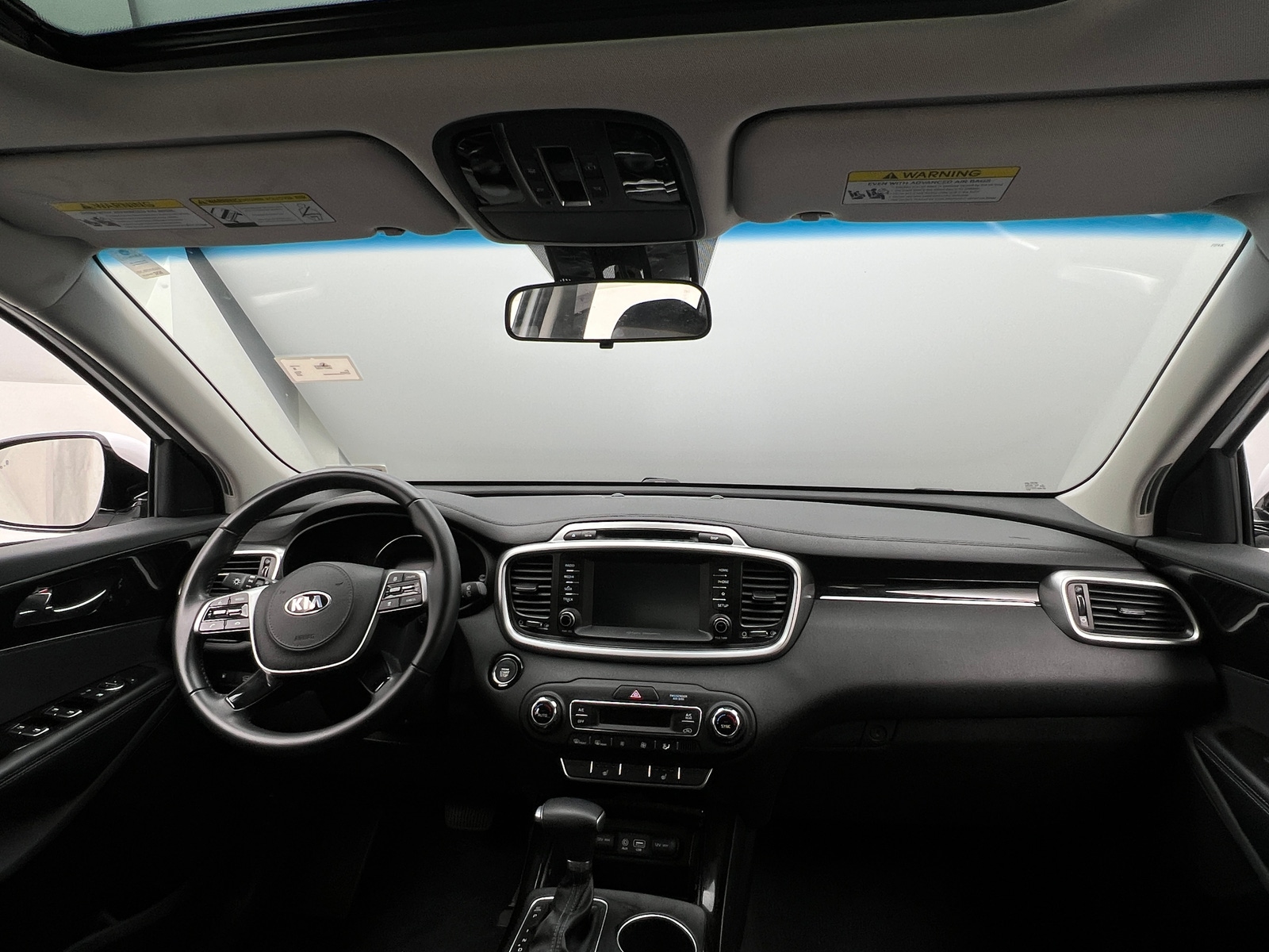 Thumbnail: 2019 Kia Sorento - 2