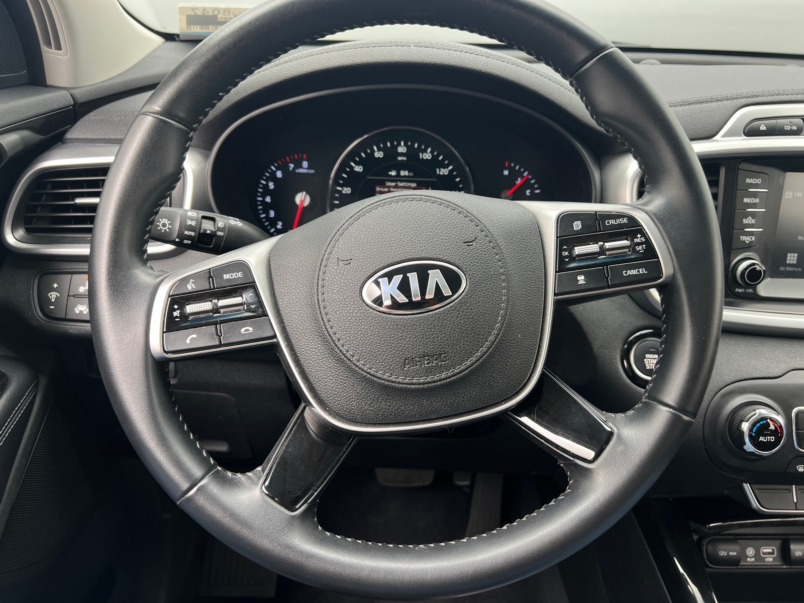 Thumbnail: 2019 Kia Sorento - 4