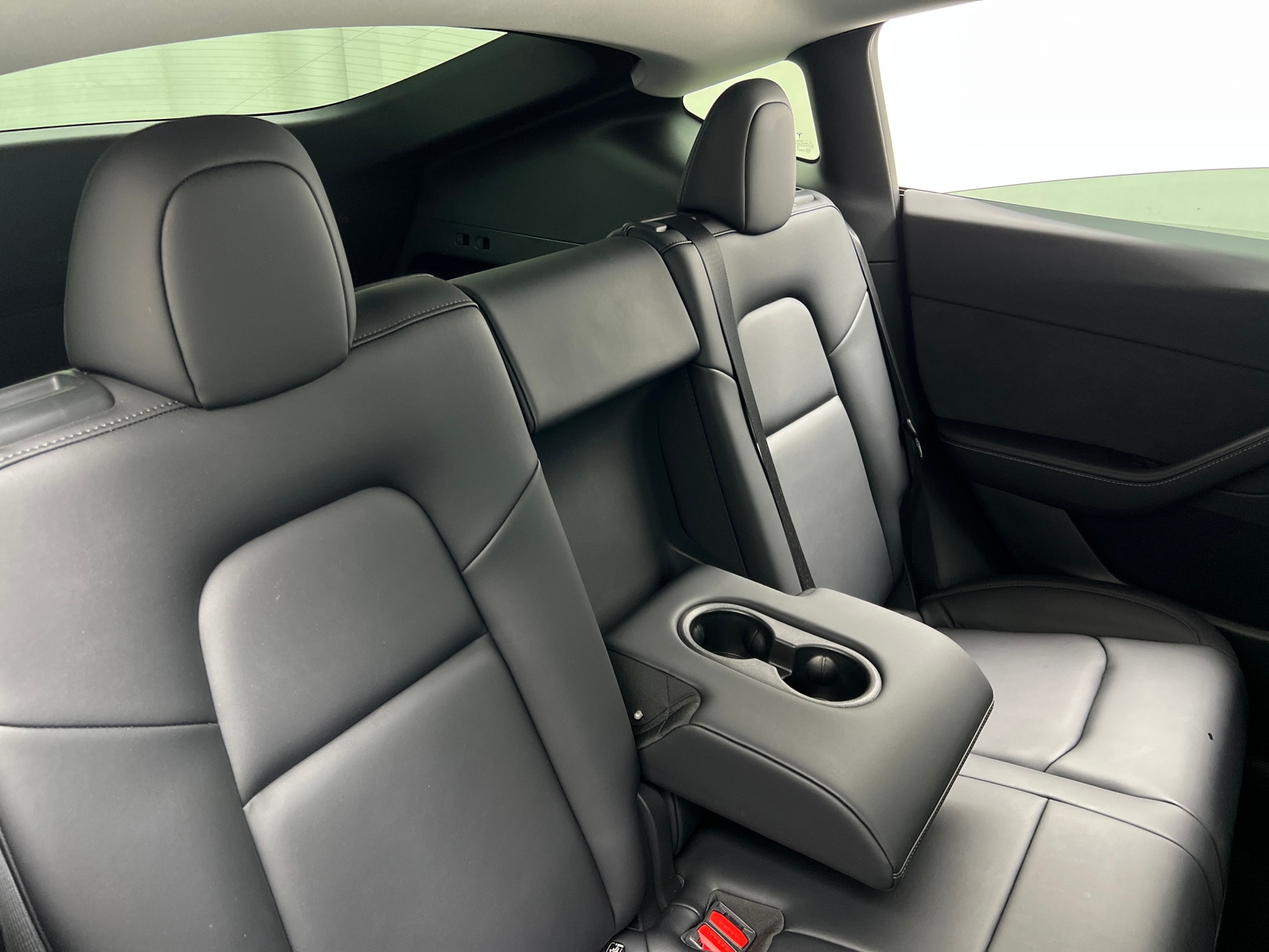 Thumbnail: 2022 Tesla Model Y - 5