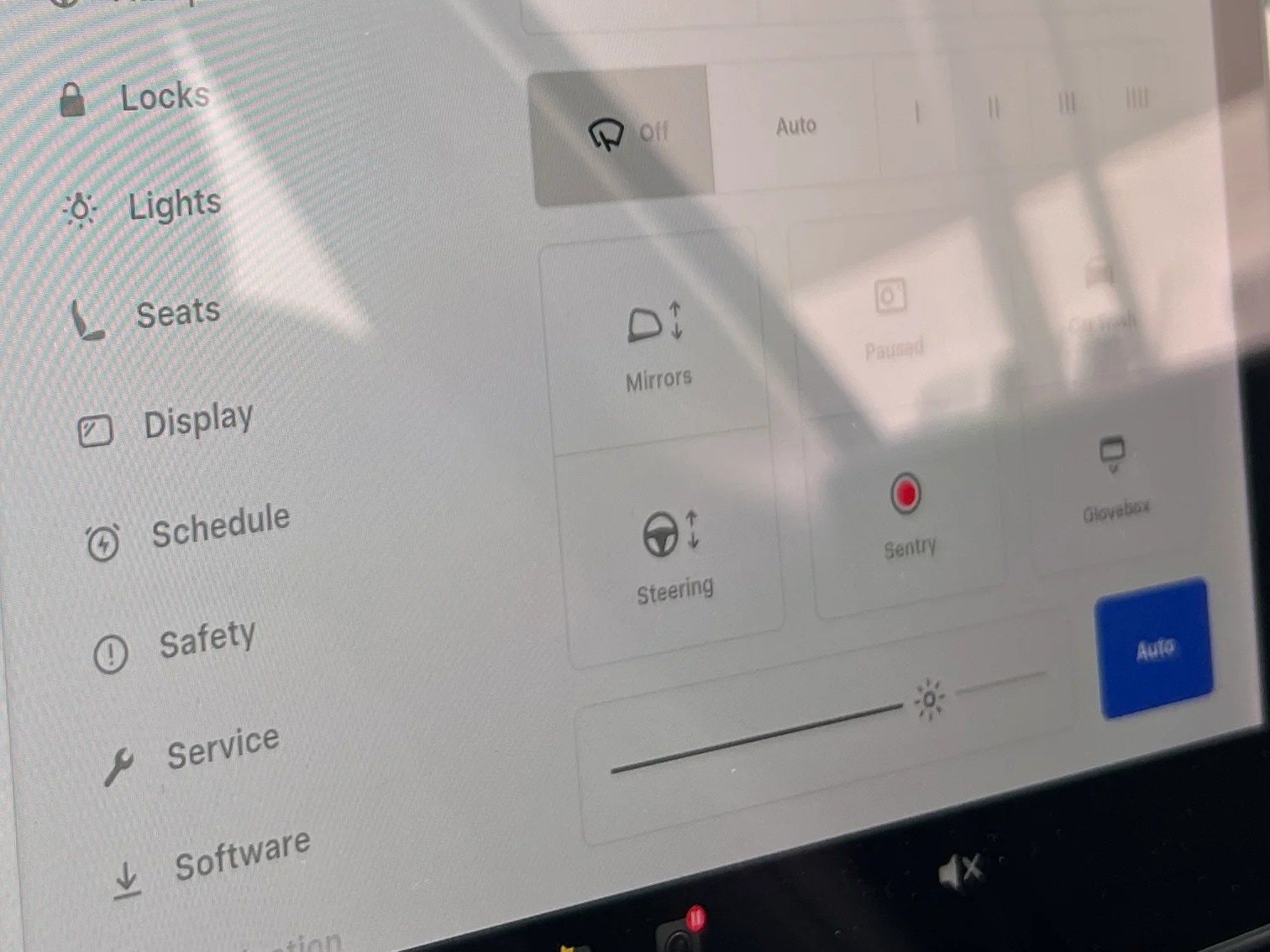 Thumbnail: 2022 Tesla Model Y - 3