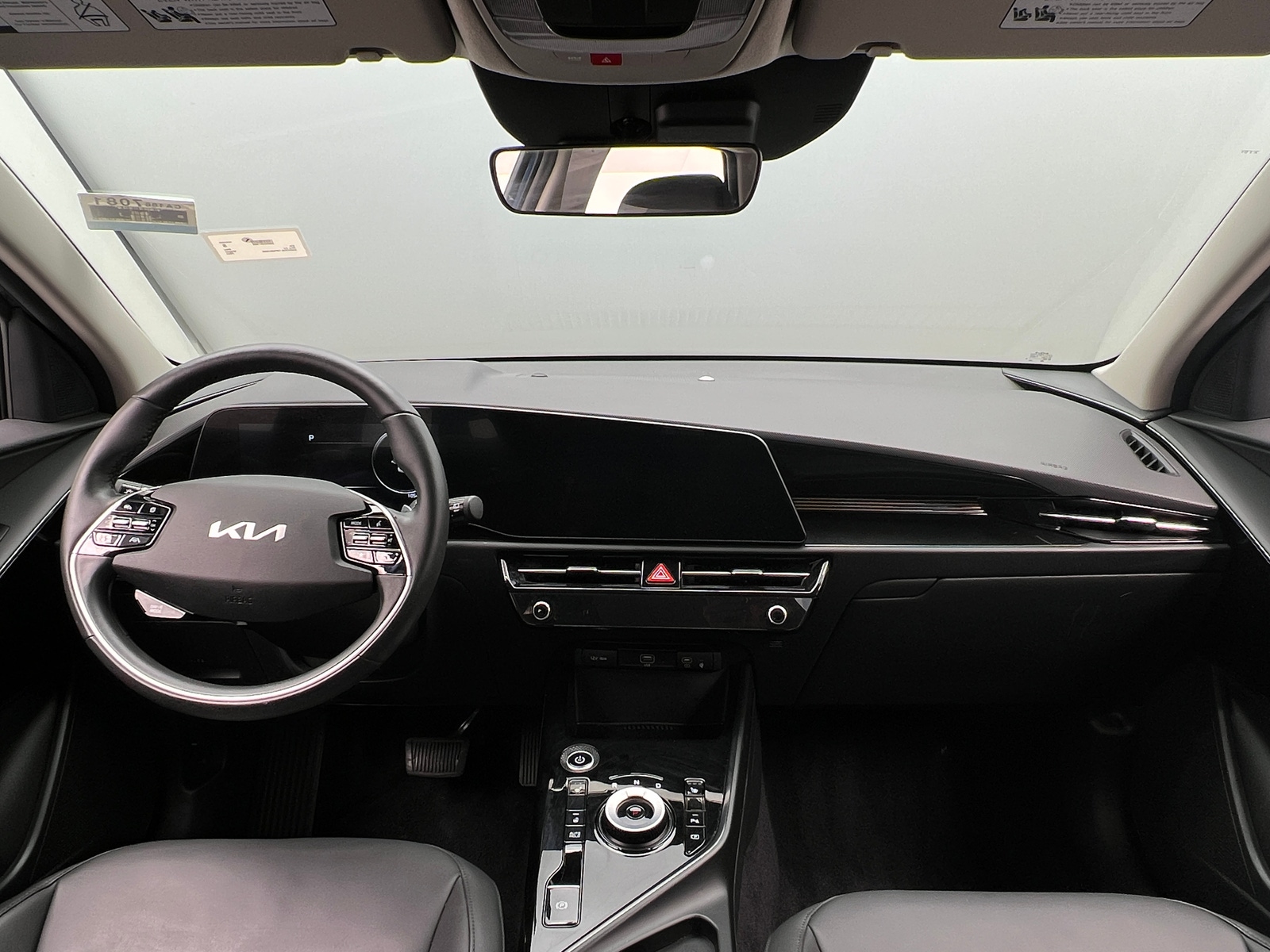 Thumbnail: 2023 Kia Niro - 2