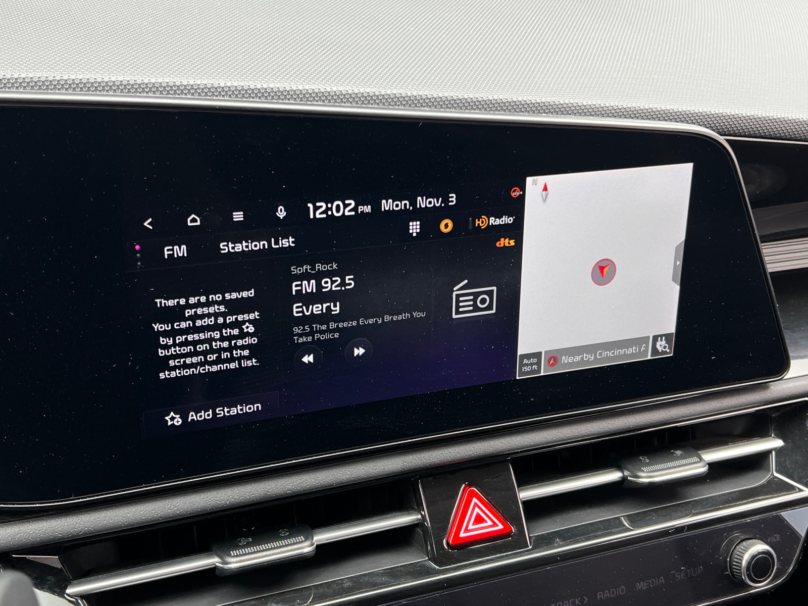 Thumbnail: 2023 Kia Niro - 3