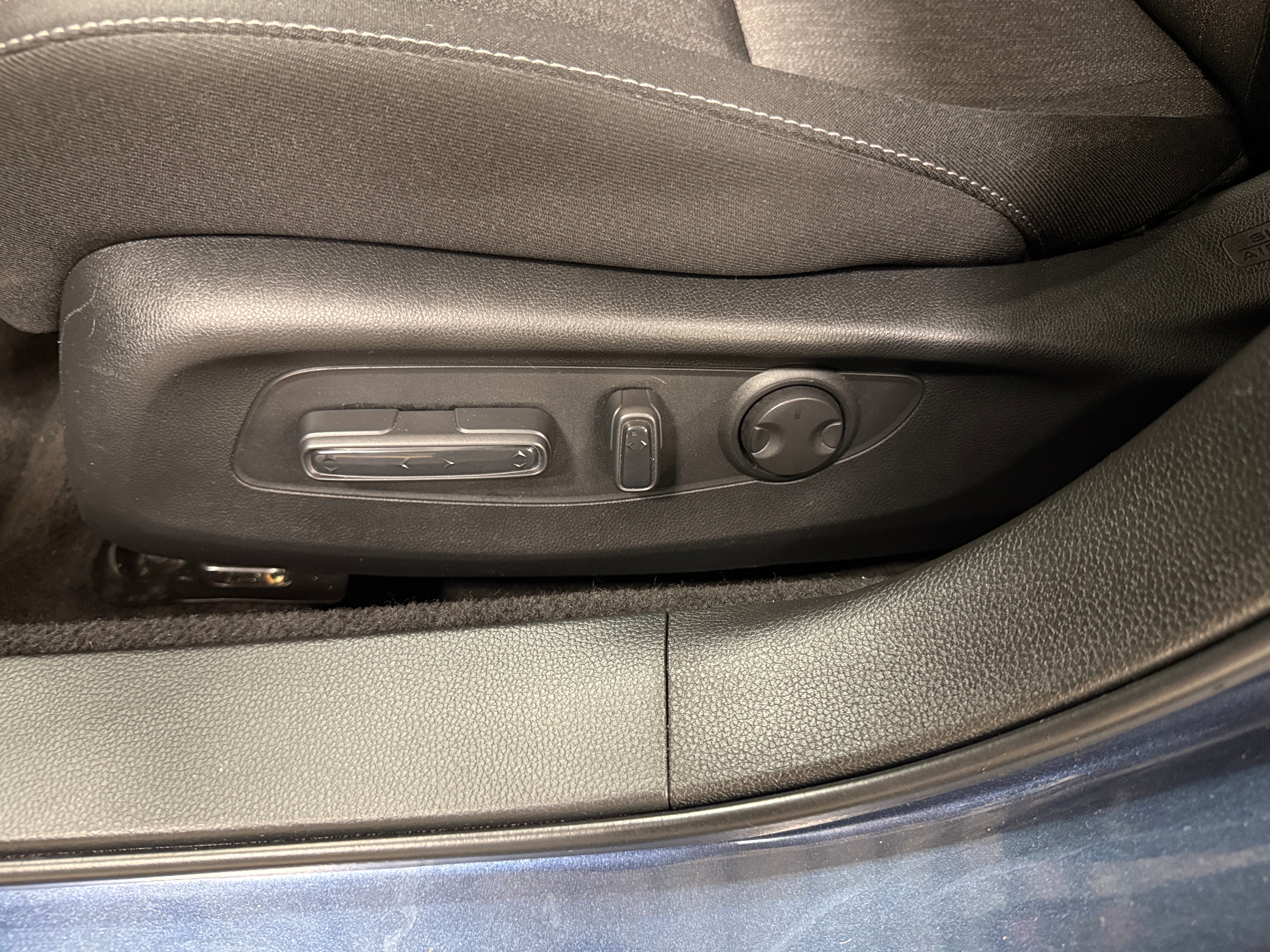 2025 Honda Accord SE - Photo 16