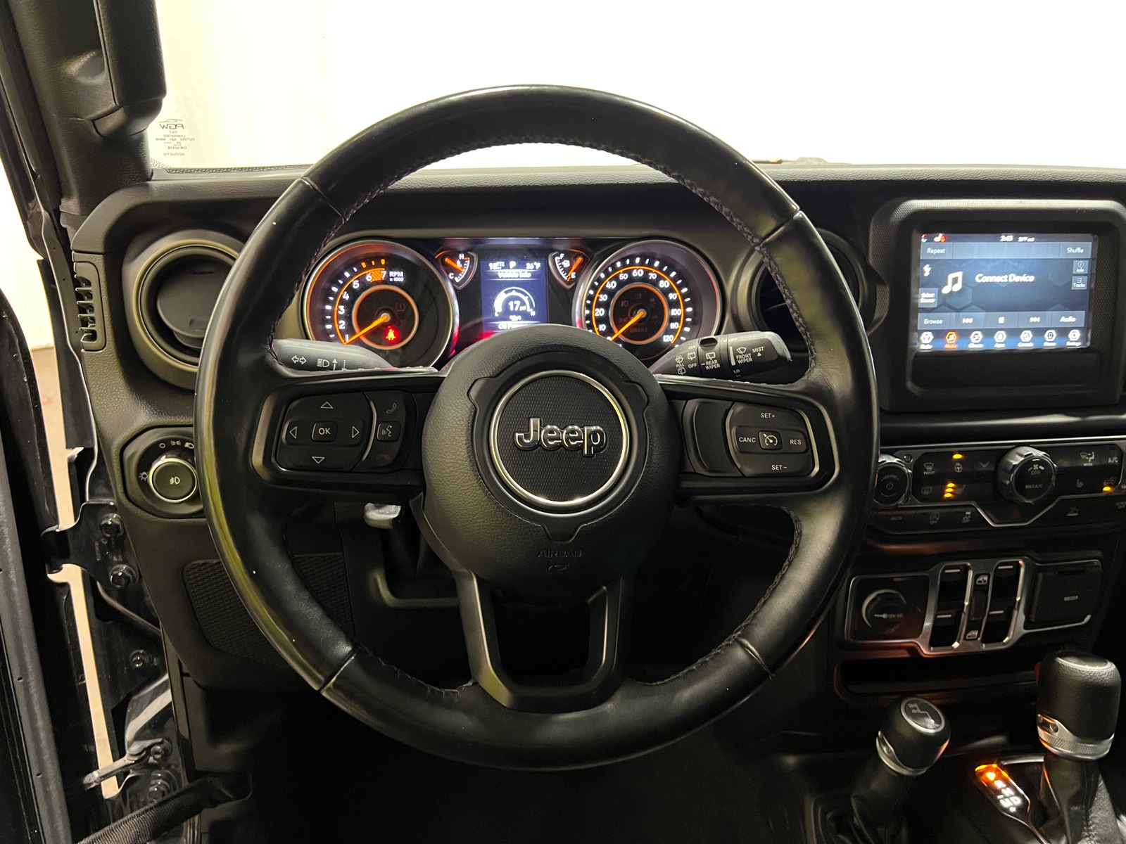 Thumbnail: 2022 Jeep Wrangler - 5