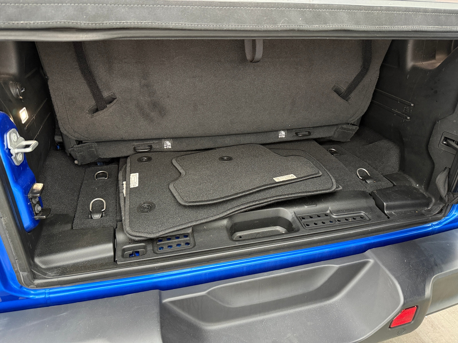 Thumbnail: 2021 Jeep Wrangler - 7