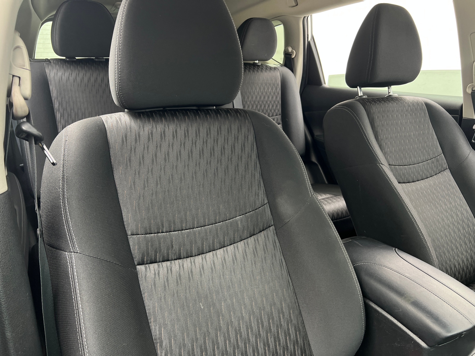 Thumbnail: 2019 Nissan Rogue - 2