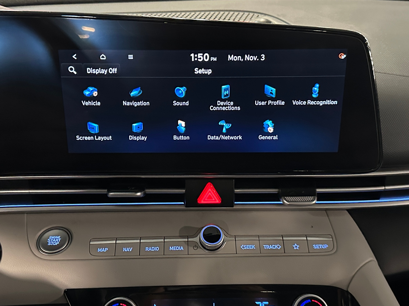 Thumbnail: 2024 Hyundai Elantra - 3