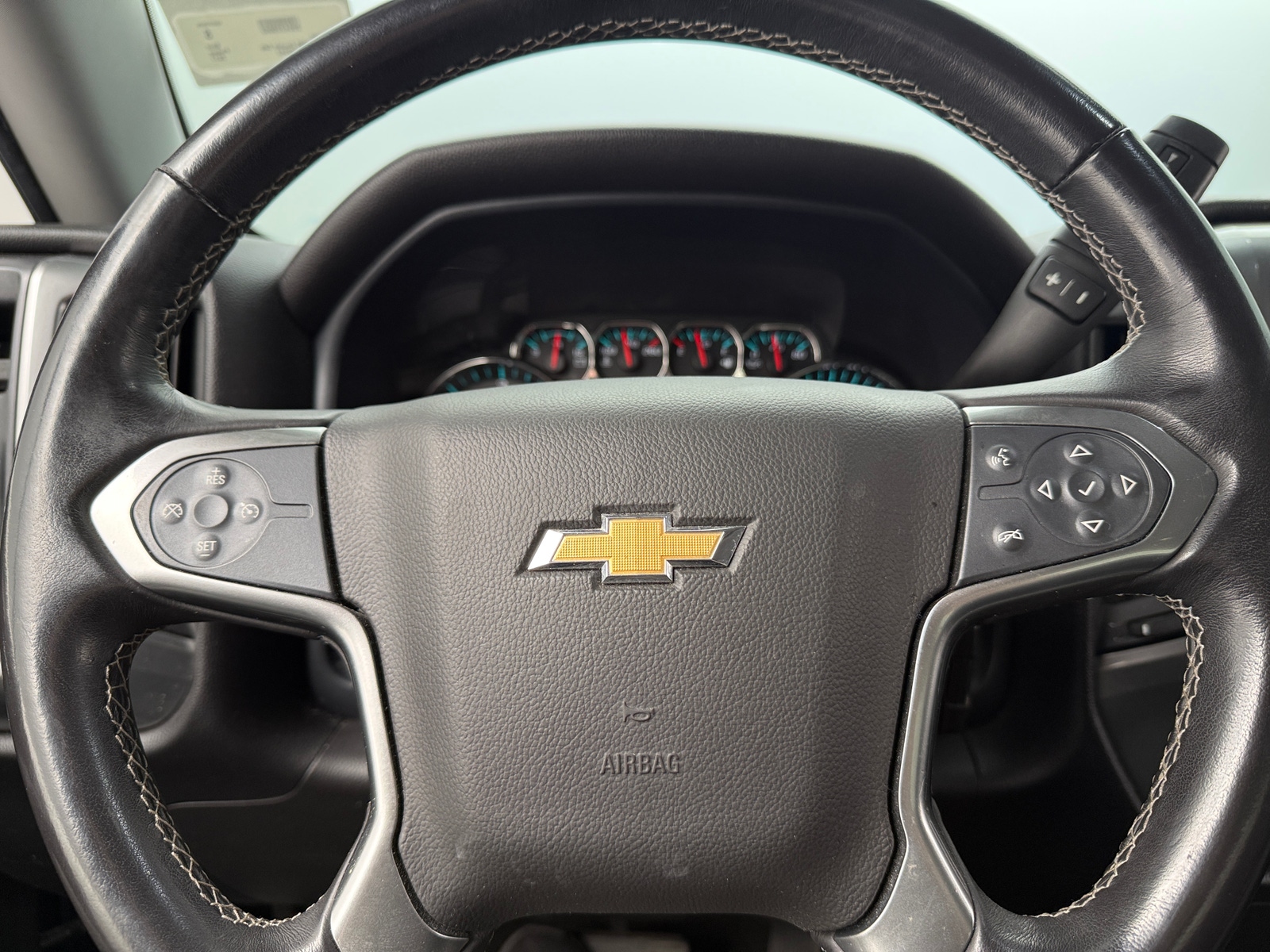 Thumbnail: 2017 Chevrolet Silverado 1500 - 5